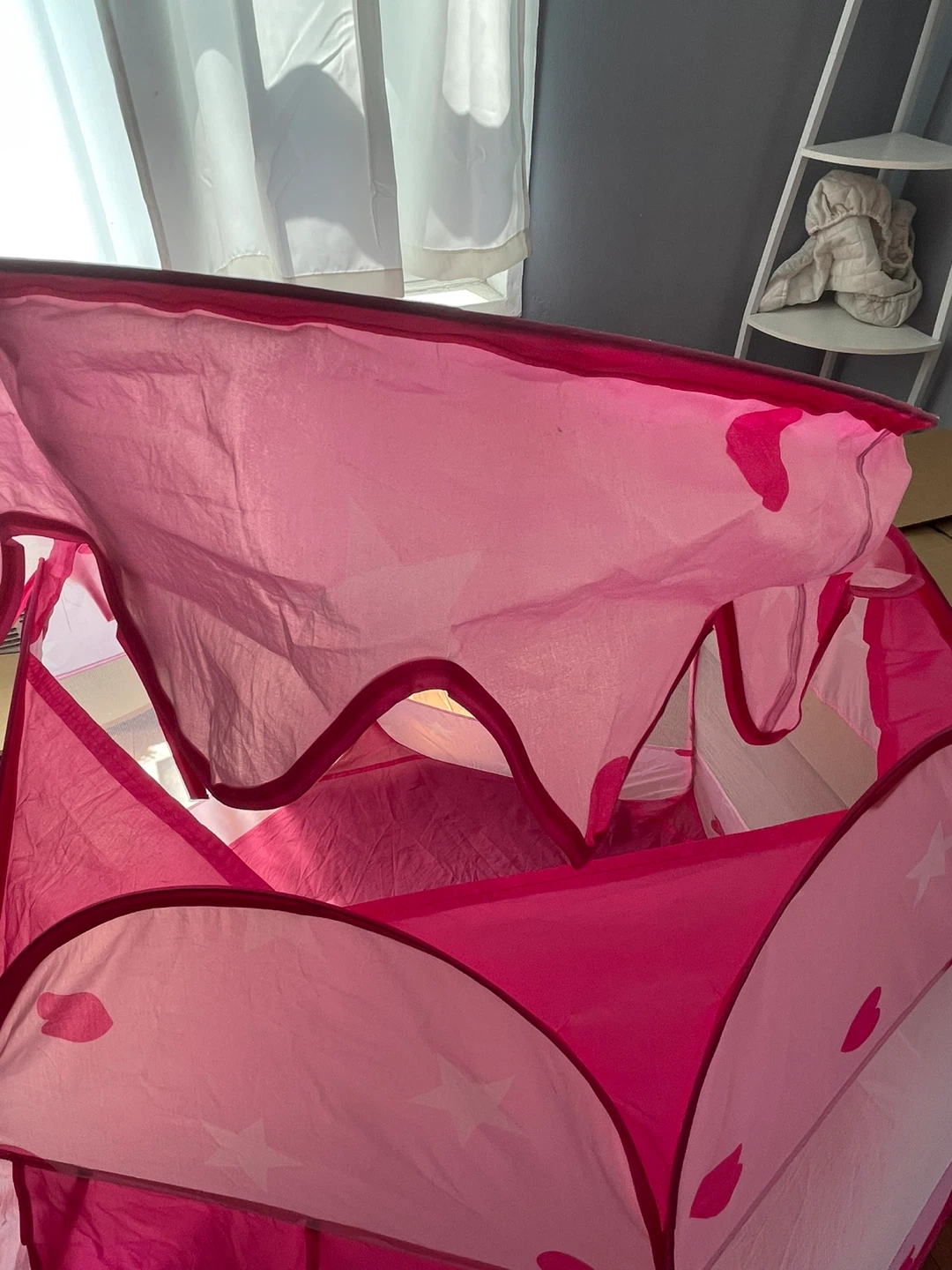 Foldable Pink Princess Play Tent with Ball Bag Included - photo 3