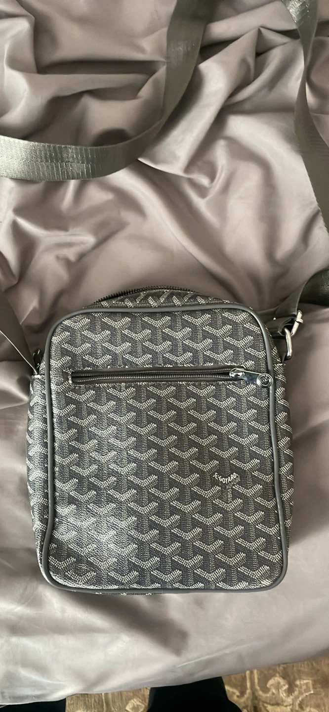 Goyard Grey Crossbody Bag - photo 3