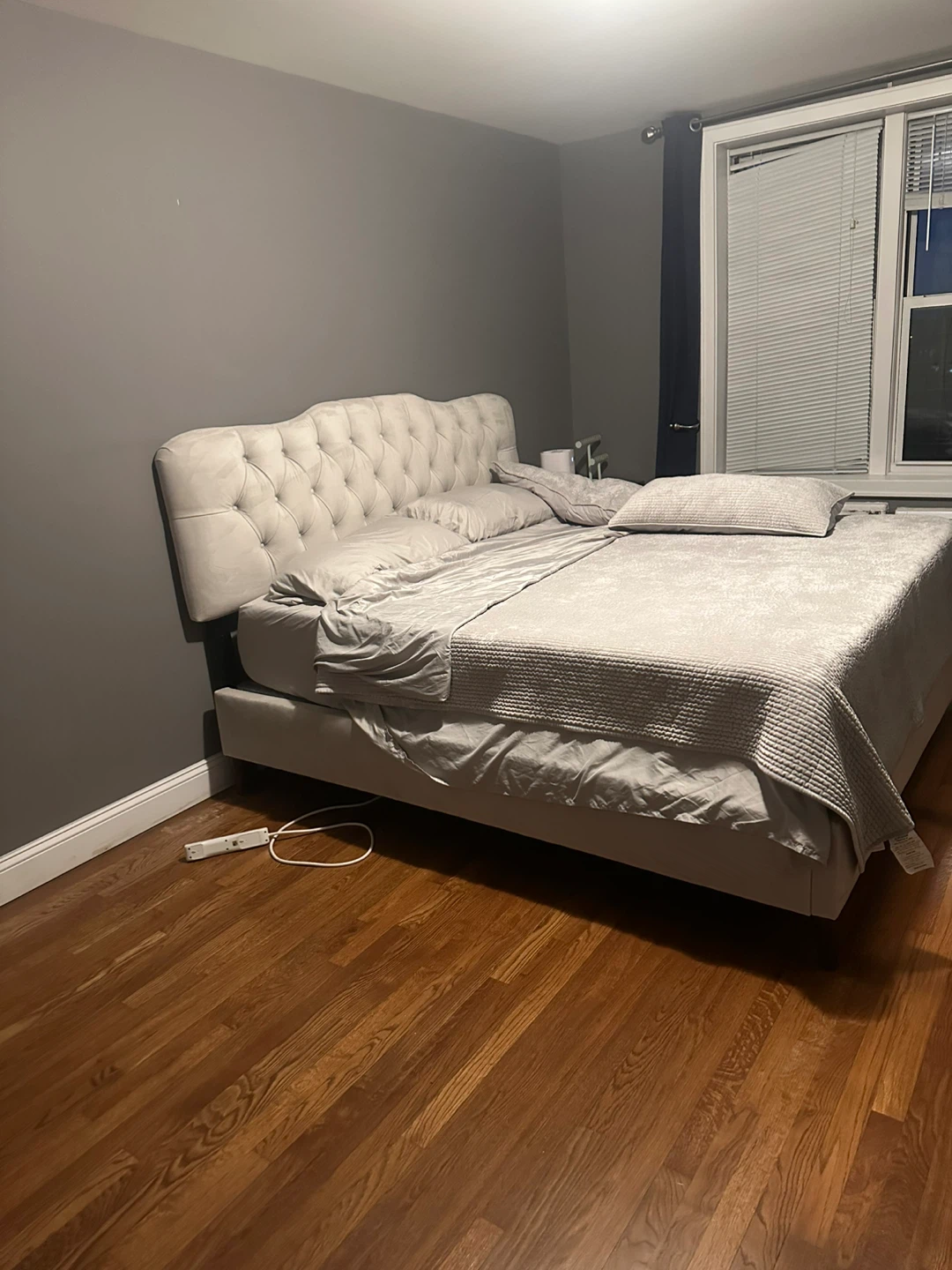 Tufted Headboard Platform Bed Frame - King Size - Beige