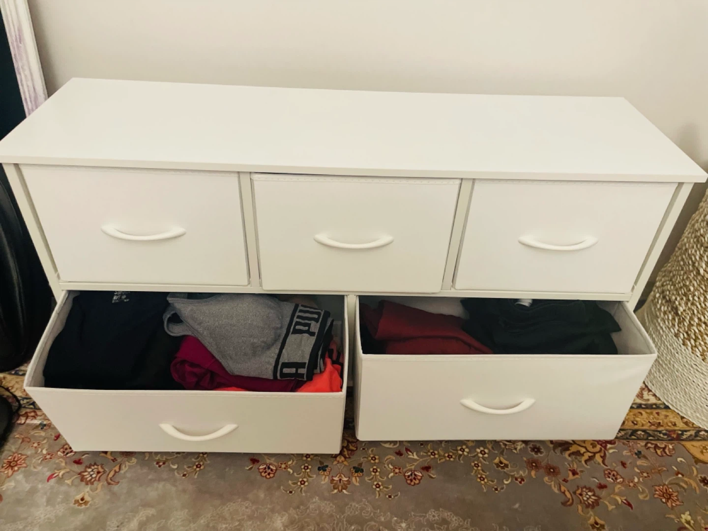 Beautiful 5 Drawers Dresser/Storage - photo 4