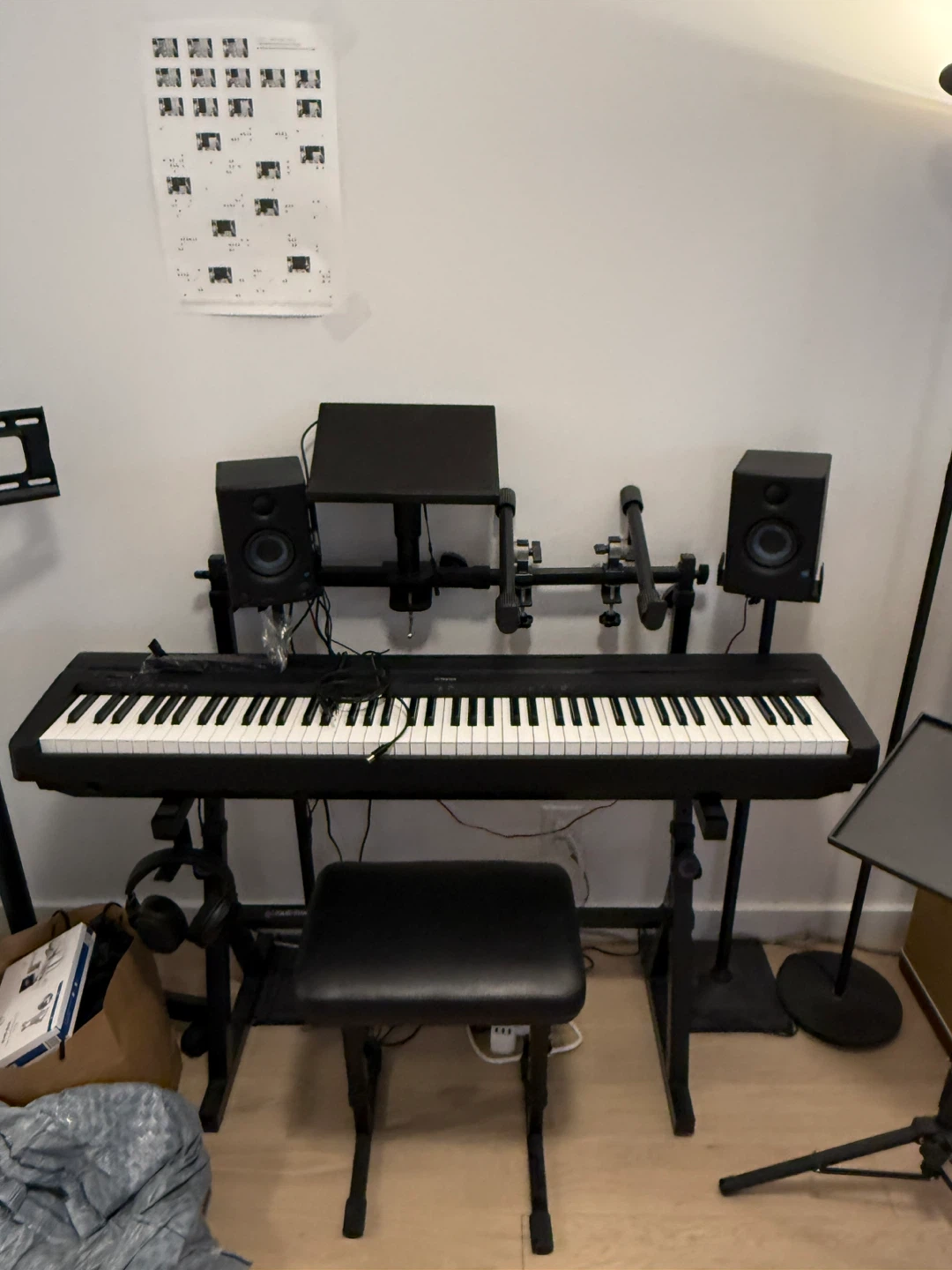 Yamaha Digital Piano P71 bundle with Stand and Bench