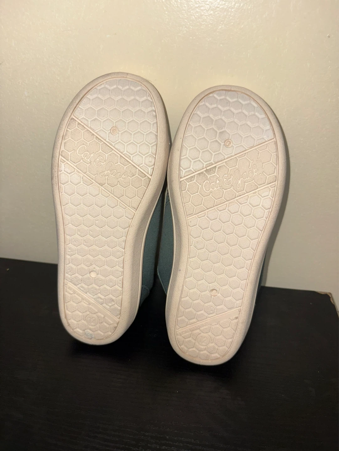 Cat & Jack Toddler Shoes Size 12 - photo 4