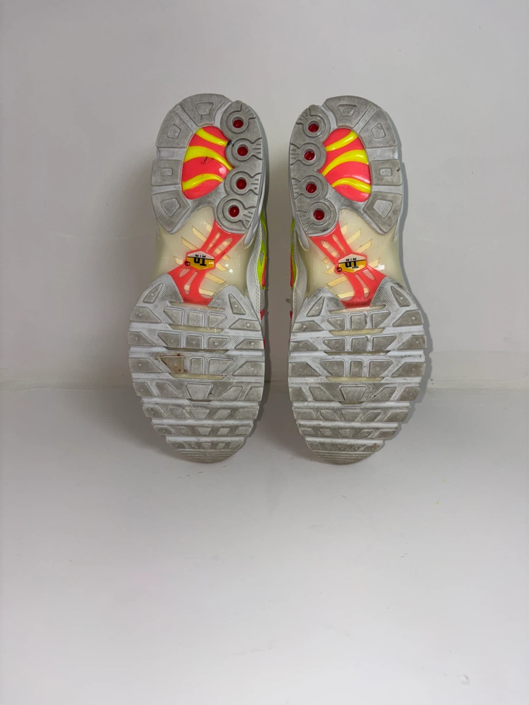 Nike Air Max Plus TN SE Running Shoes size 9 - photo 5