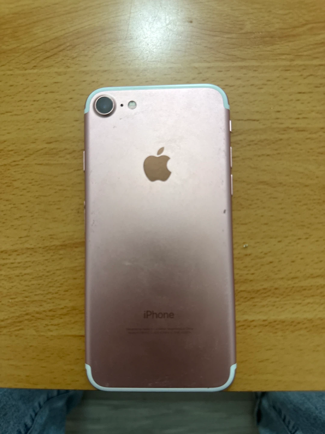 Apple iPhone 7 Rose Gold - photo 2