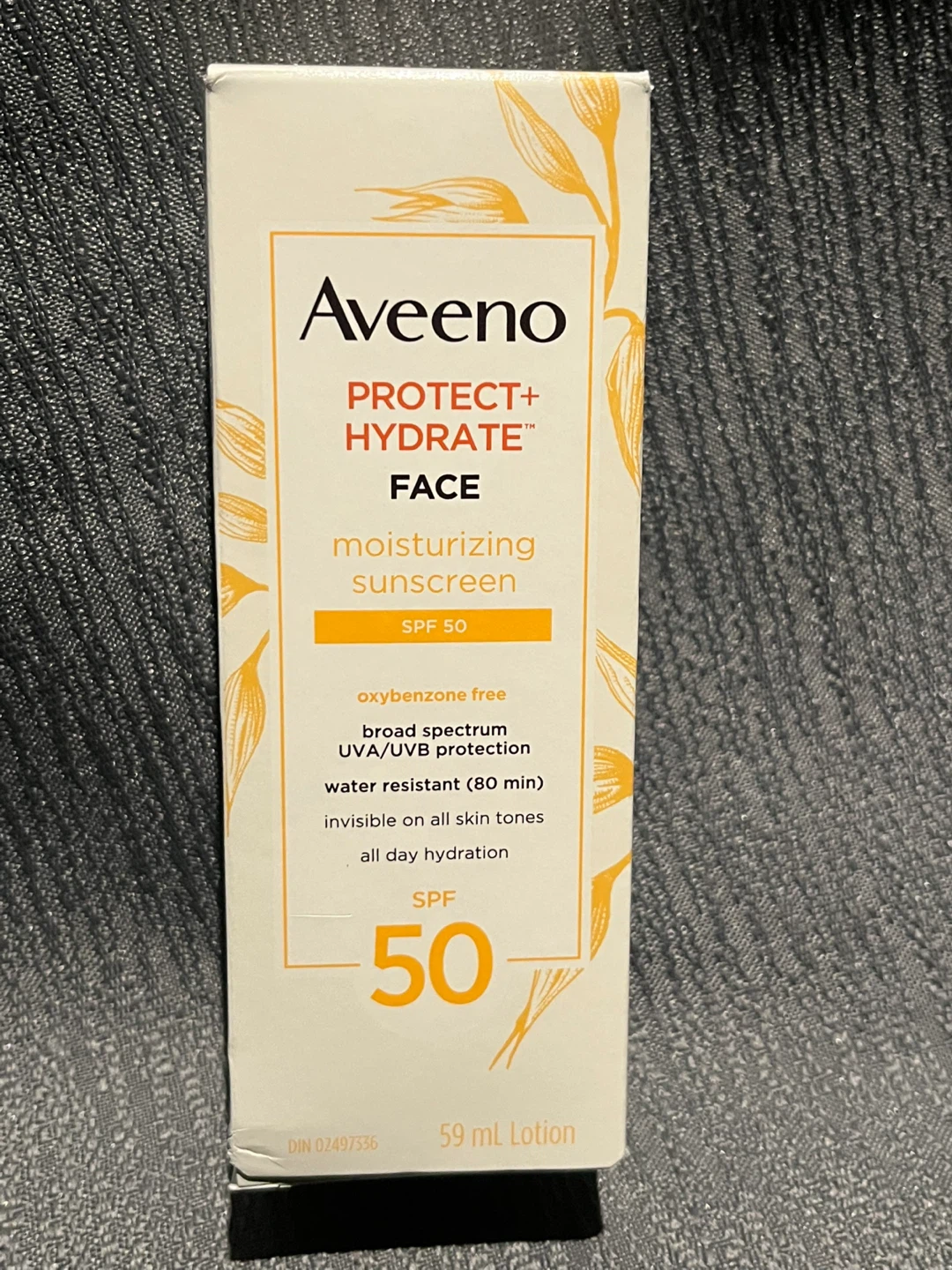 Aveeno Protect+Hydrate Face Moisturizing Sunscreen SPF 50
