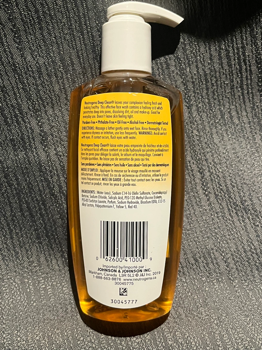 Neutrogena Deep Clean Facial Cleanser - photo 2