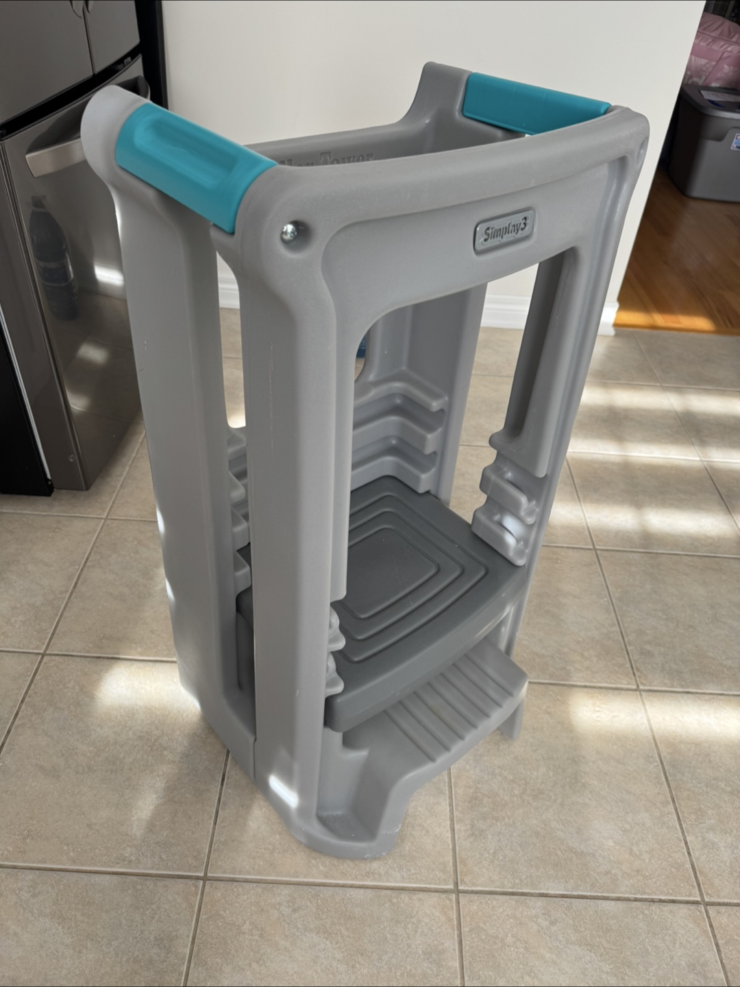 Simplay3 Toddler Kitchen Helper Stool