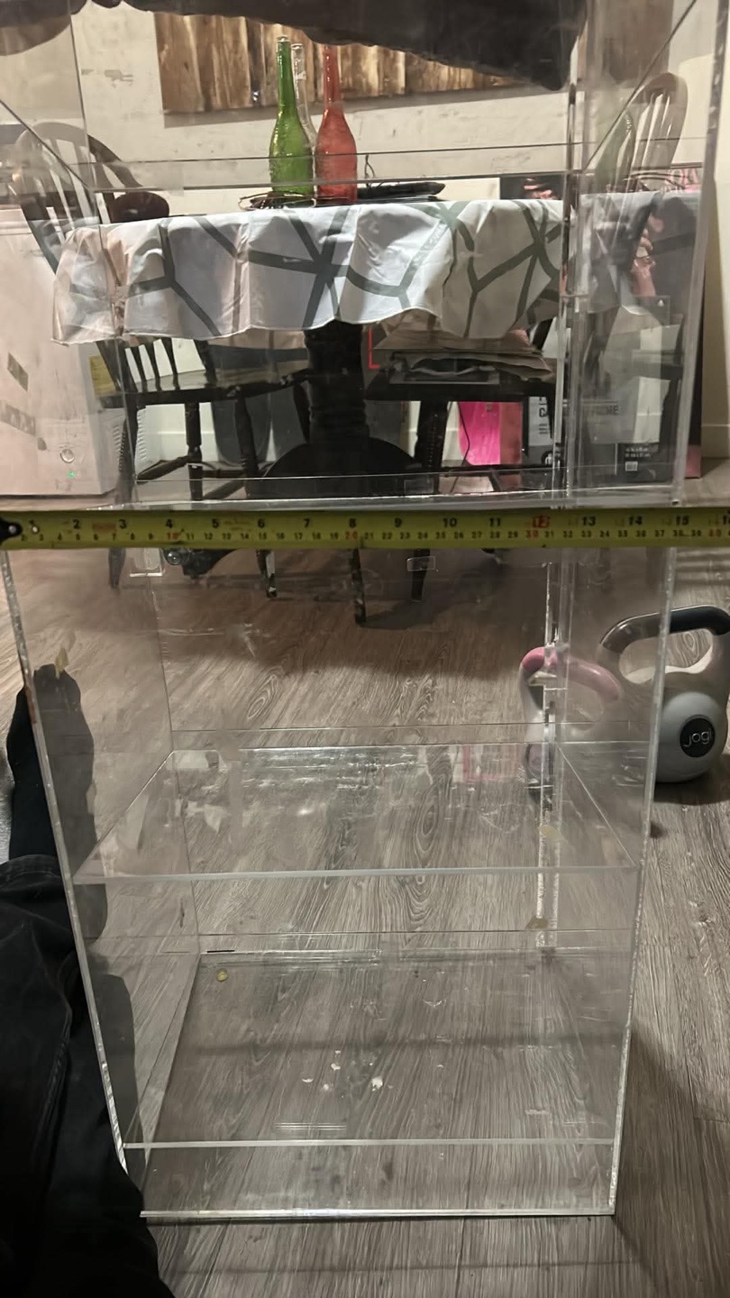 Clear display cabinet