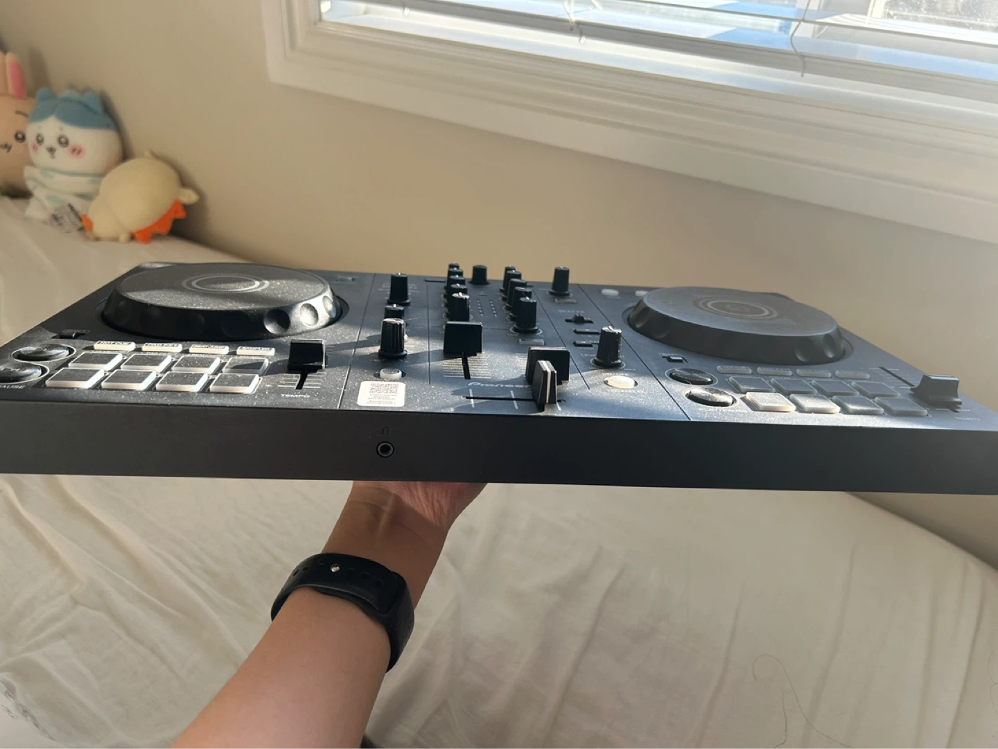 Pioneer DJ DDJ-FLX4 DJ Controller - photo 4