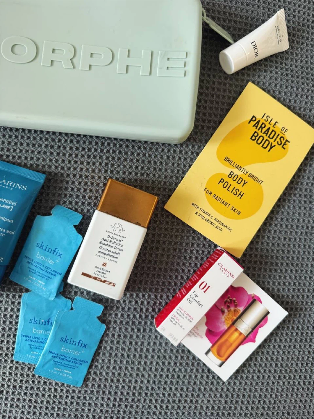 Beauty Bundle – Skincare, Makeup & Travel Minis + Cosmetic Bag - photo 3