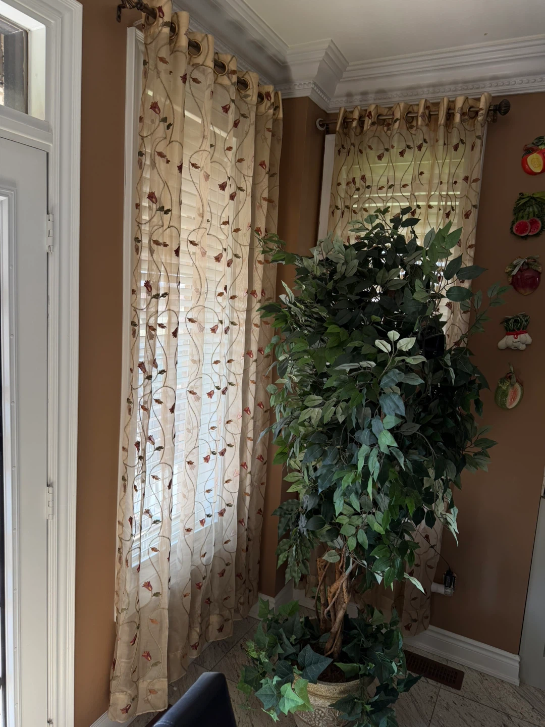 Sheer n Silk floral pattern curtains (set of 2) - photo 3