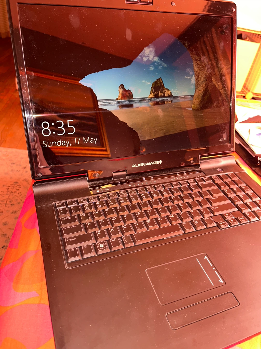 Alienware M17-R1 Laptop, CD-Roms, backpack and charger - photo 3