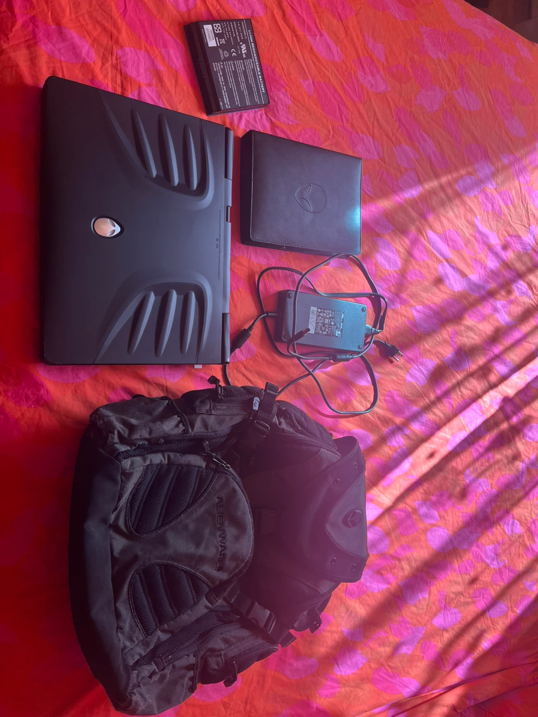Alienware M17-R1 Laptop, CD-Roms, backpack and charger