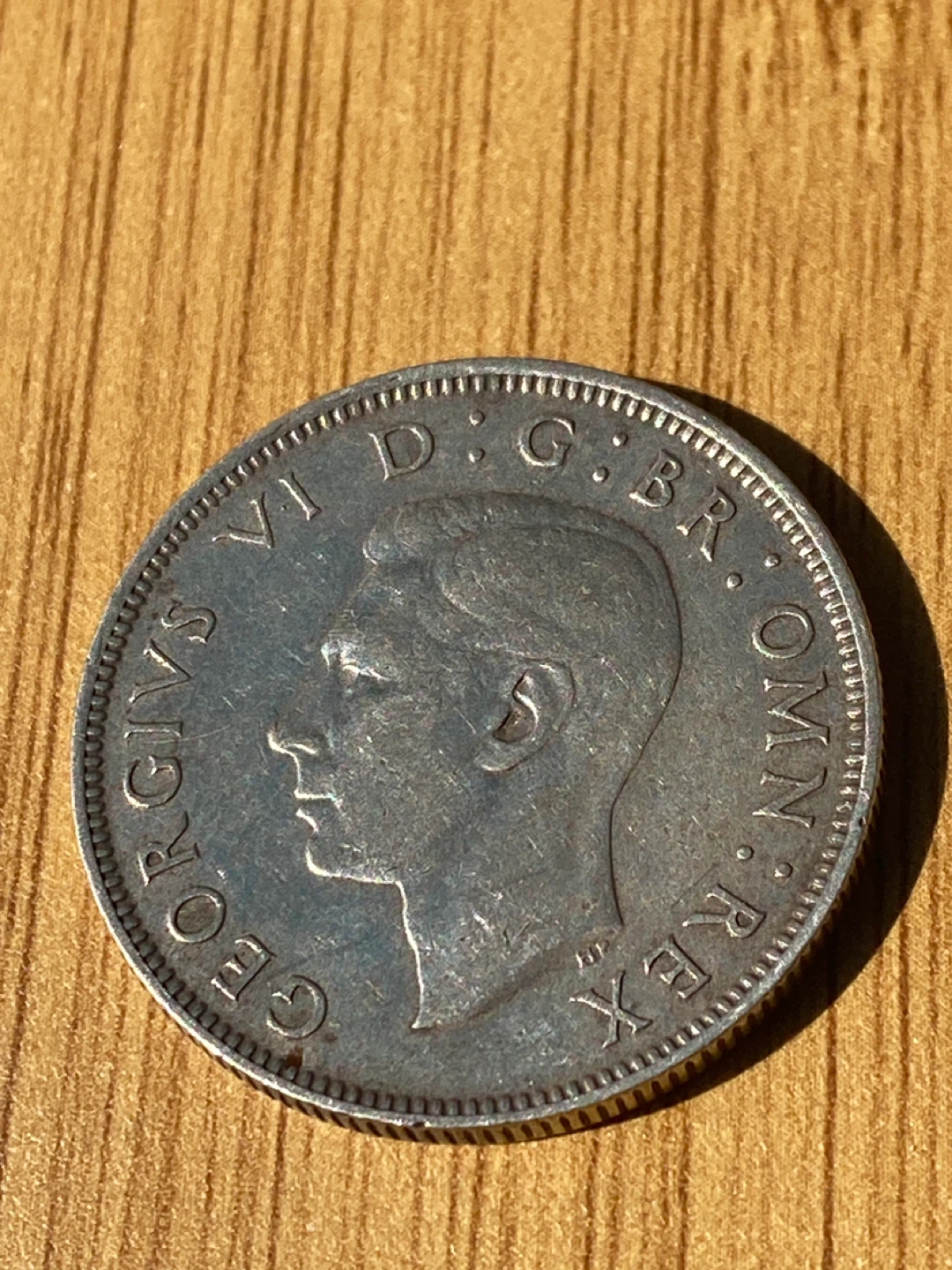 1947 Two Shillings Coin - photo 2