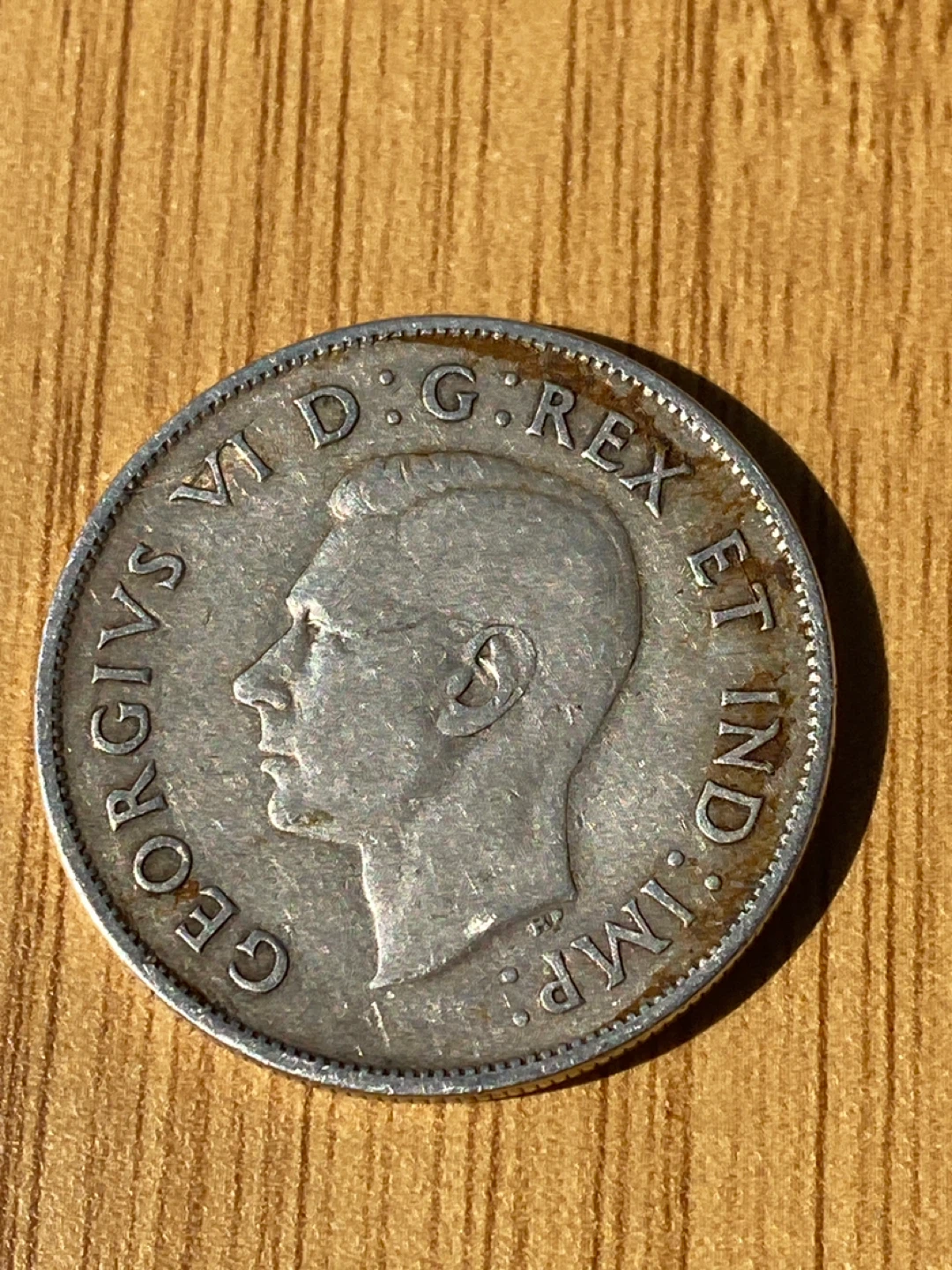 1942 silver Canada 50 Cents Coin - photo 2