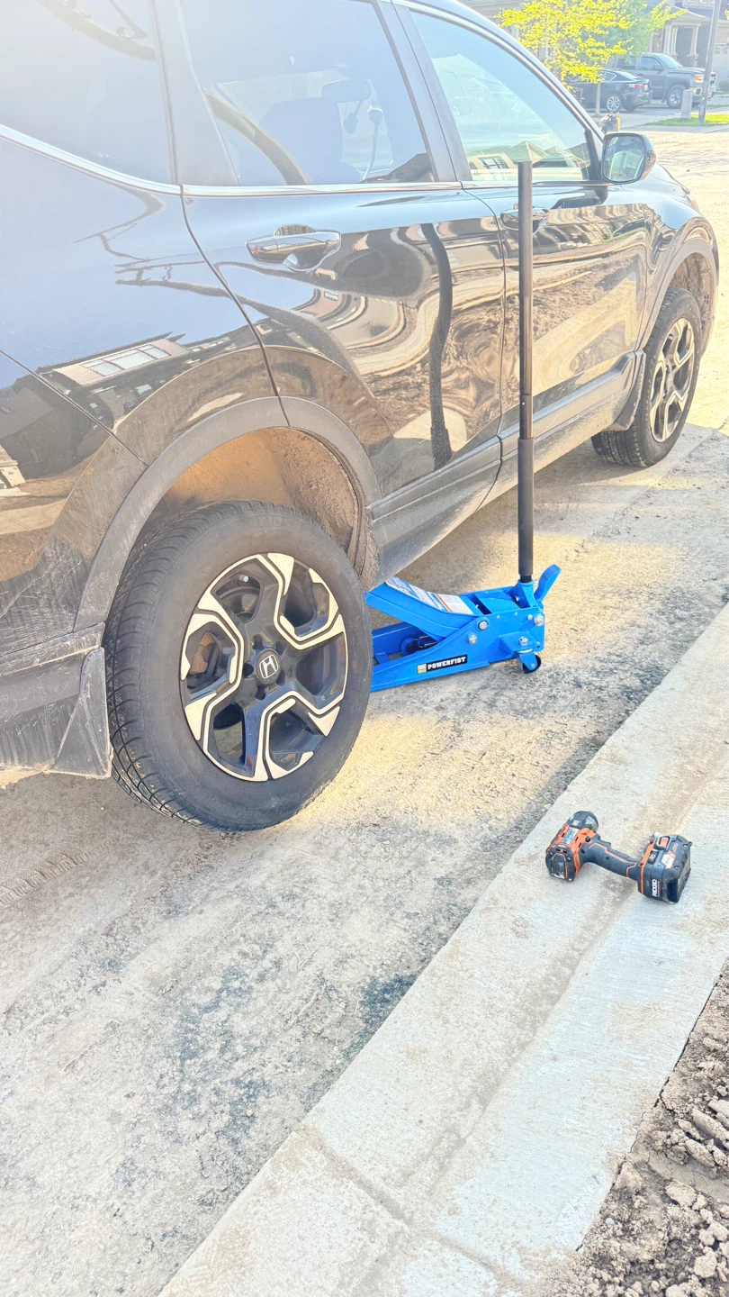 tire change - photo 2