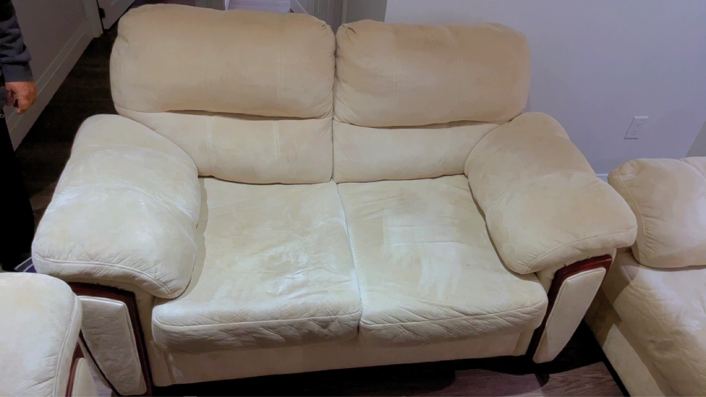 Comfortable Sofa Set with Solid Wood Coffee Table - photo 4