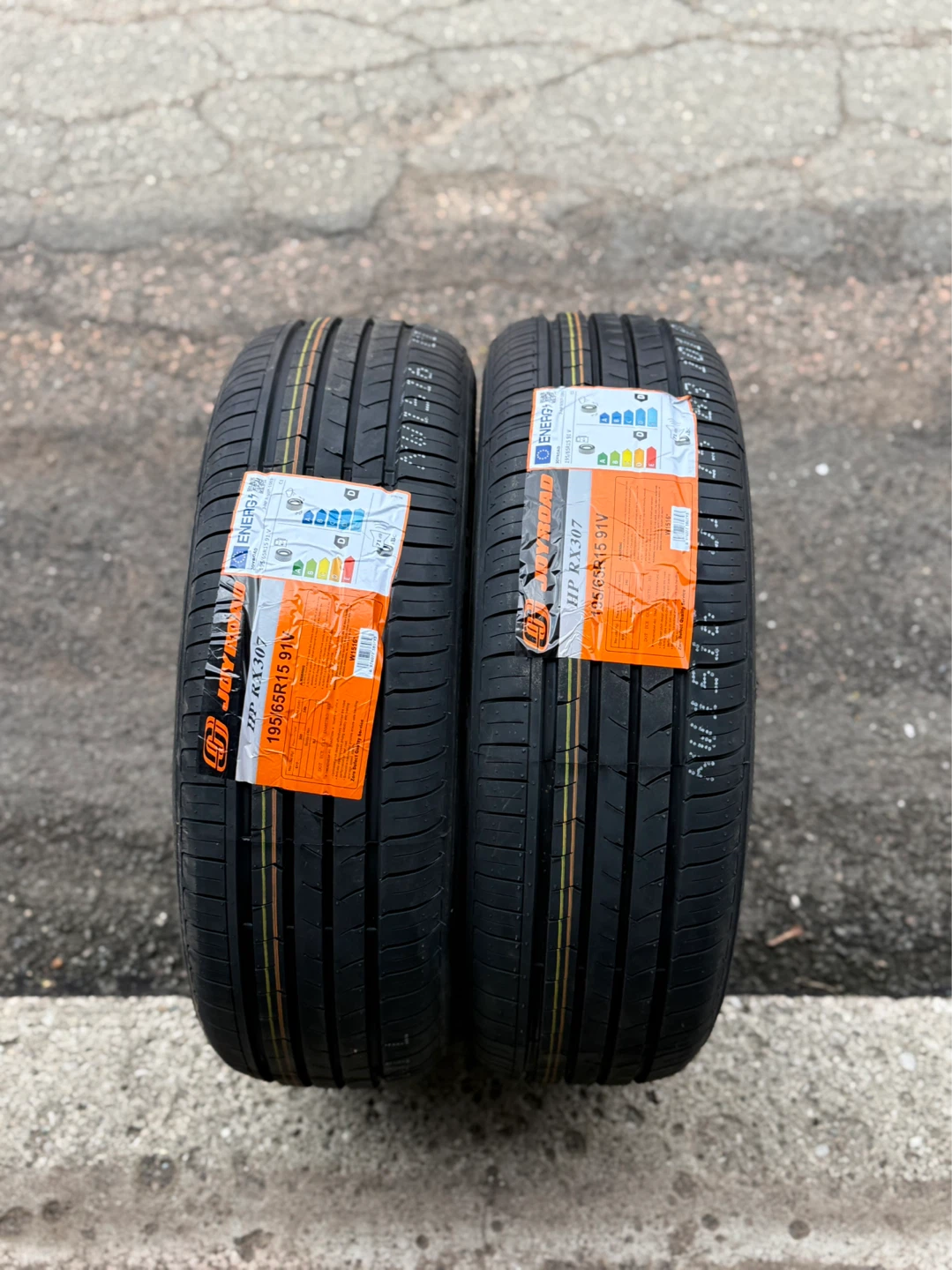 195/65R15 New tires , Set of 2