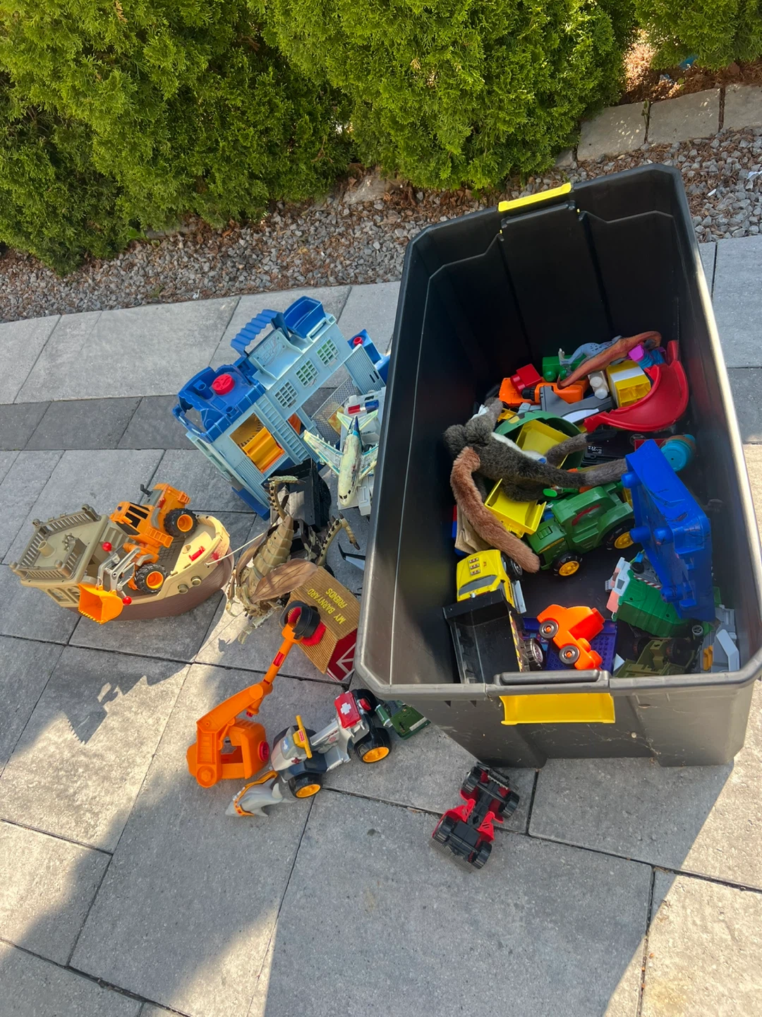 Assorted Toy Vehicles and Playsets - photo 3