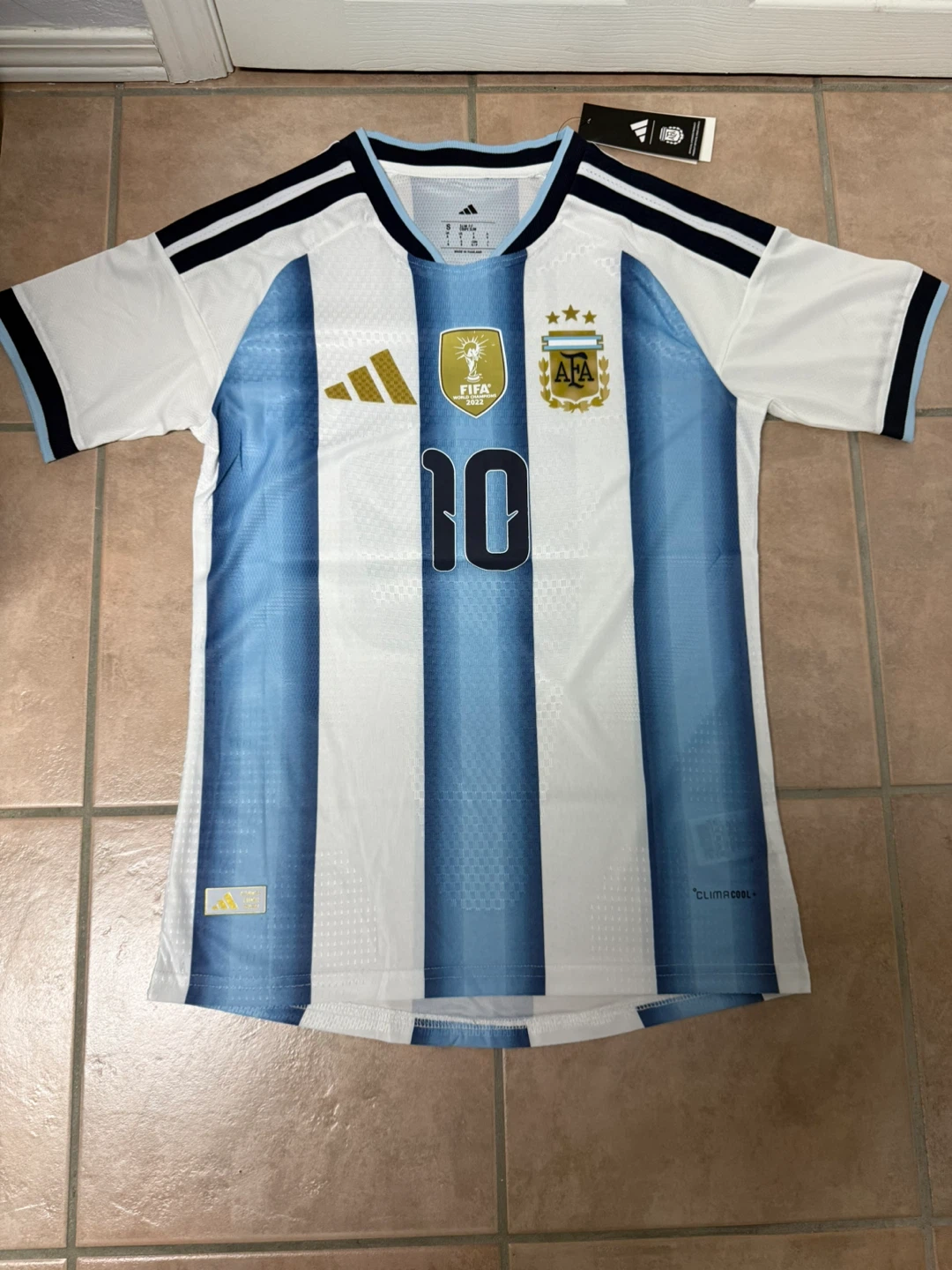Messi Argentina jersey