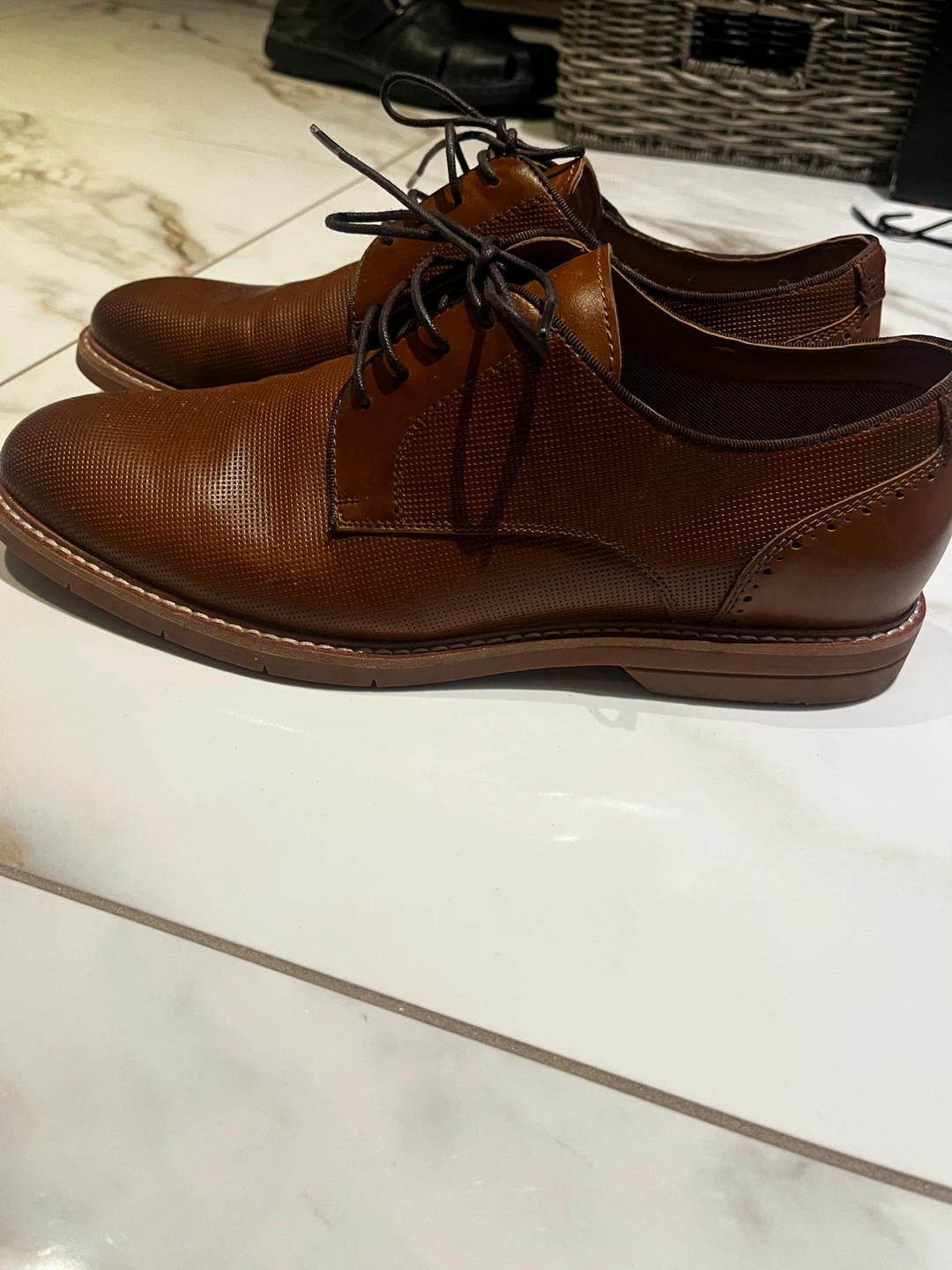 Steve Madden Men's size 8 Brown Leather Oxford Dress Shoes - photo 3