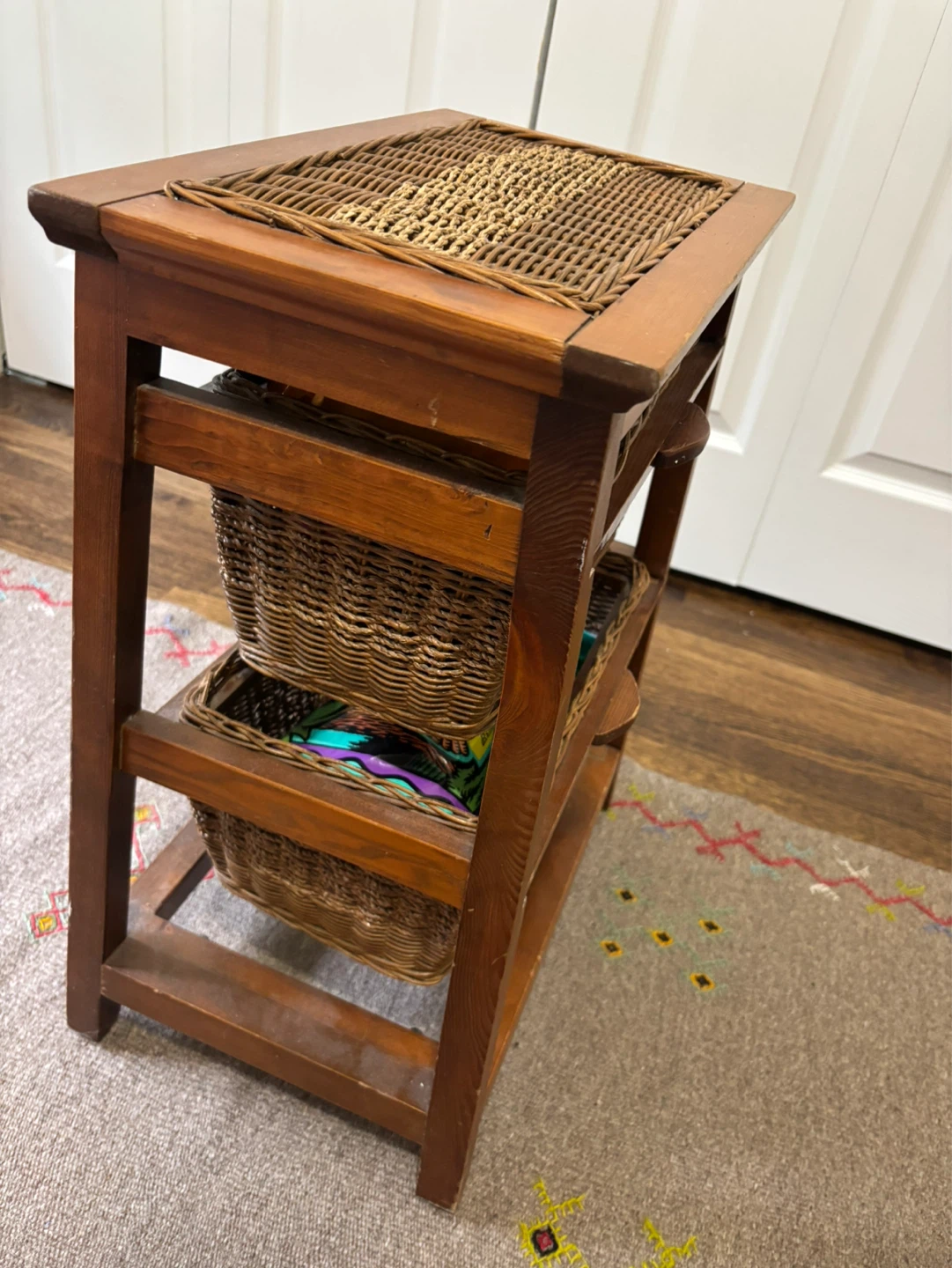 Wooden Side Table with Wicker Baskets - photo 4