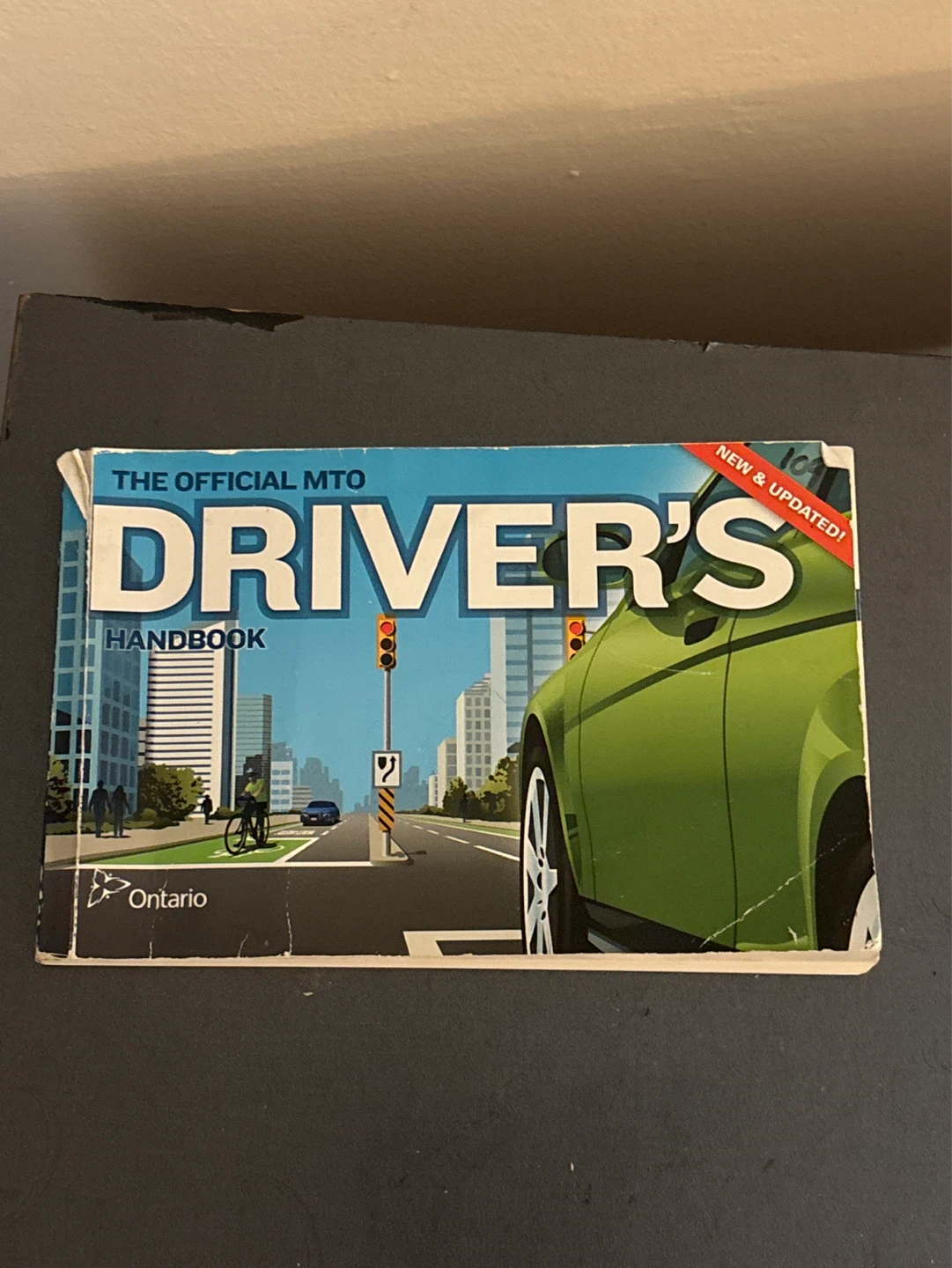 The Official MTO Ontario Driver's Handbook Study Guide