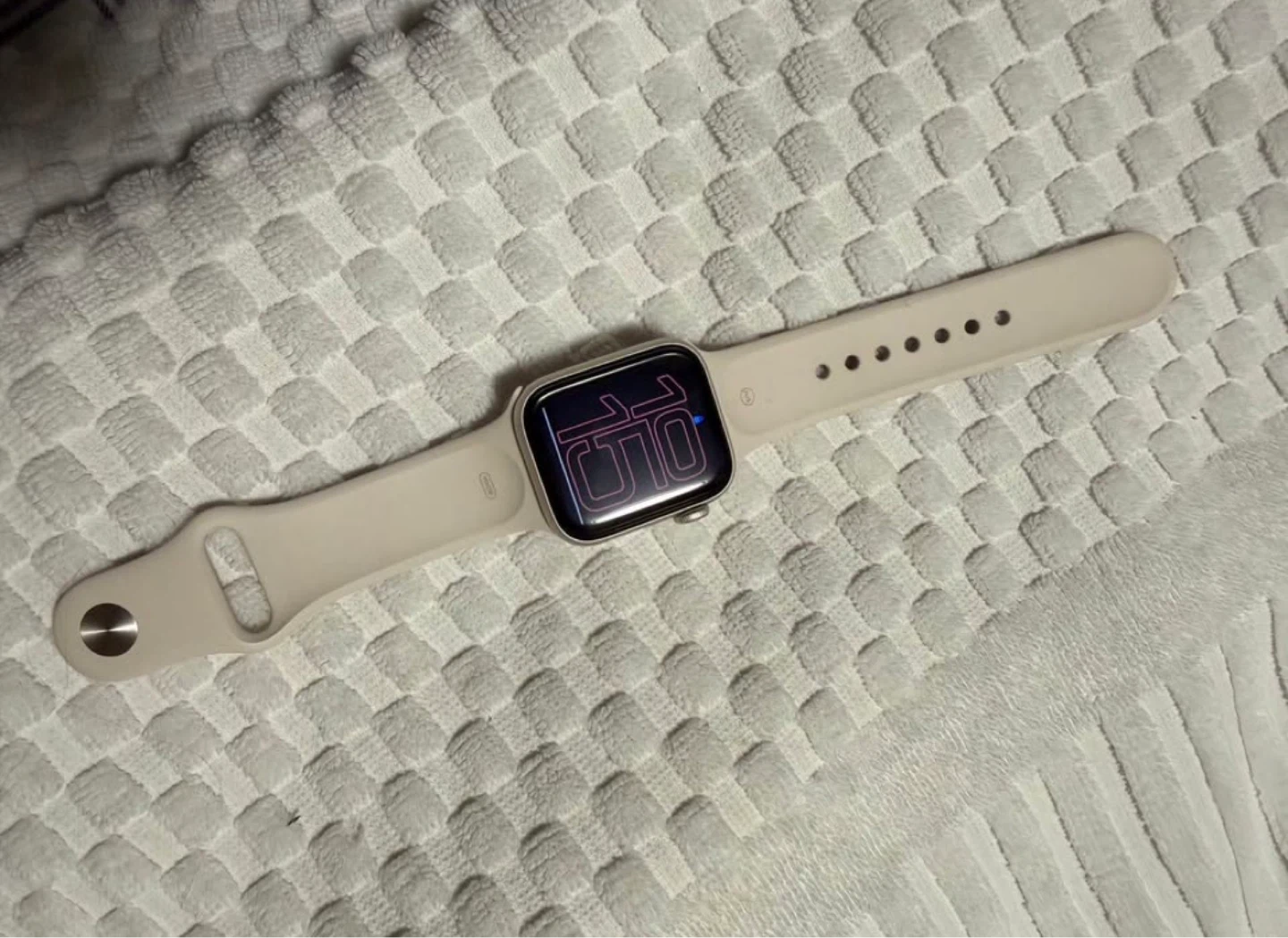 Apple Watch SE 3 40mm starlight Cellular