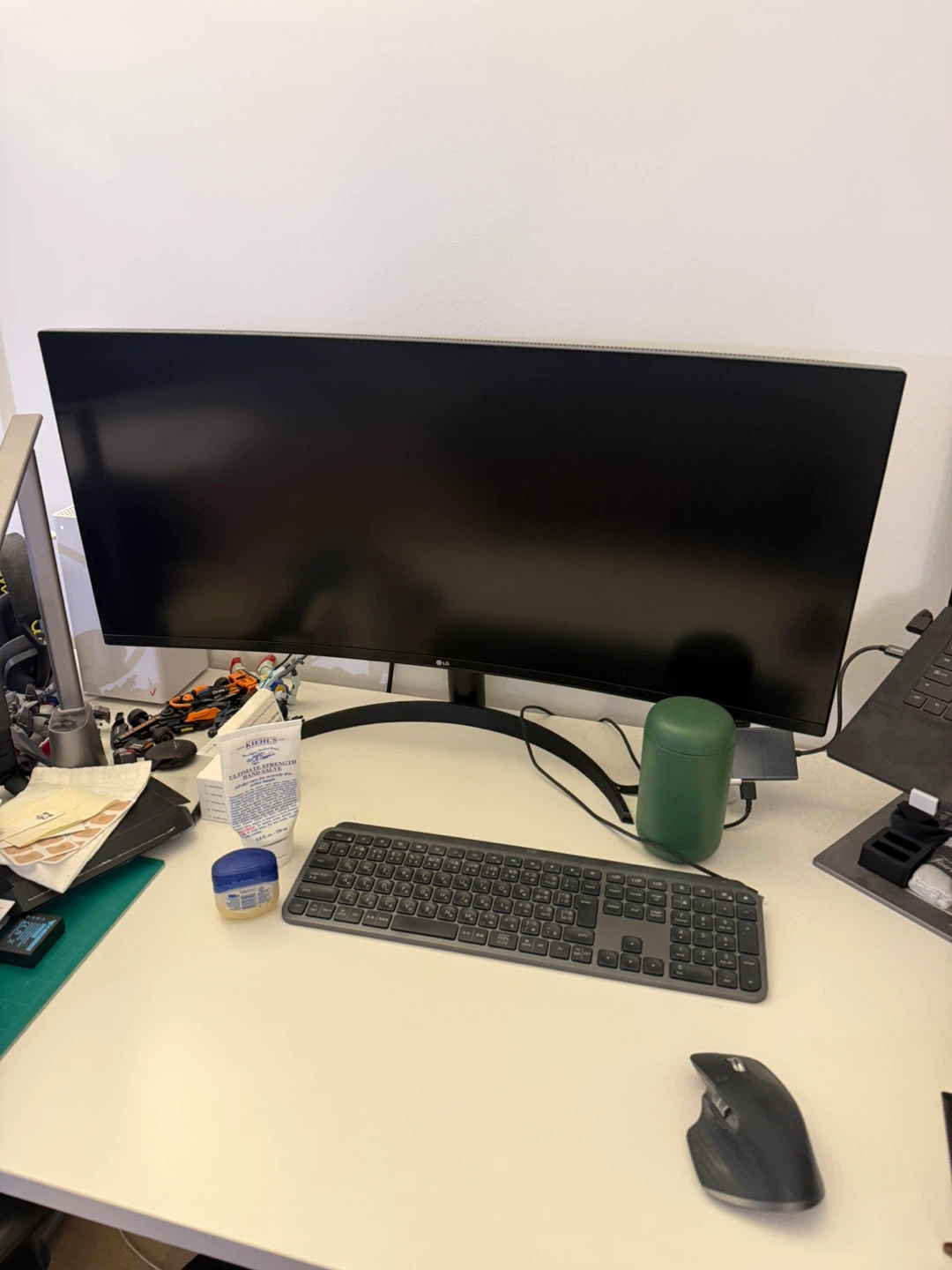 LG 34-Inch Curved UltraWide QHD Monitor - photo 2