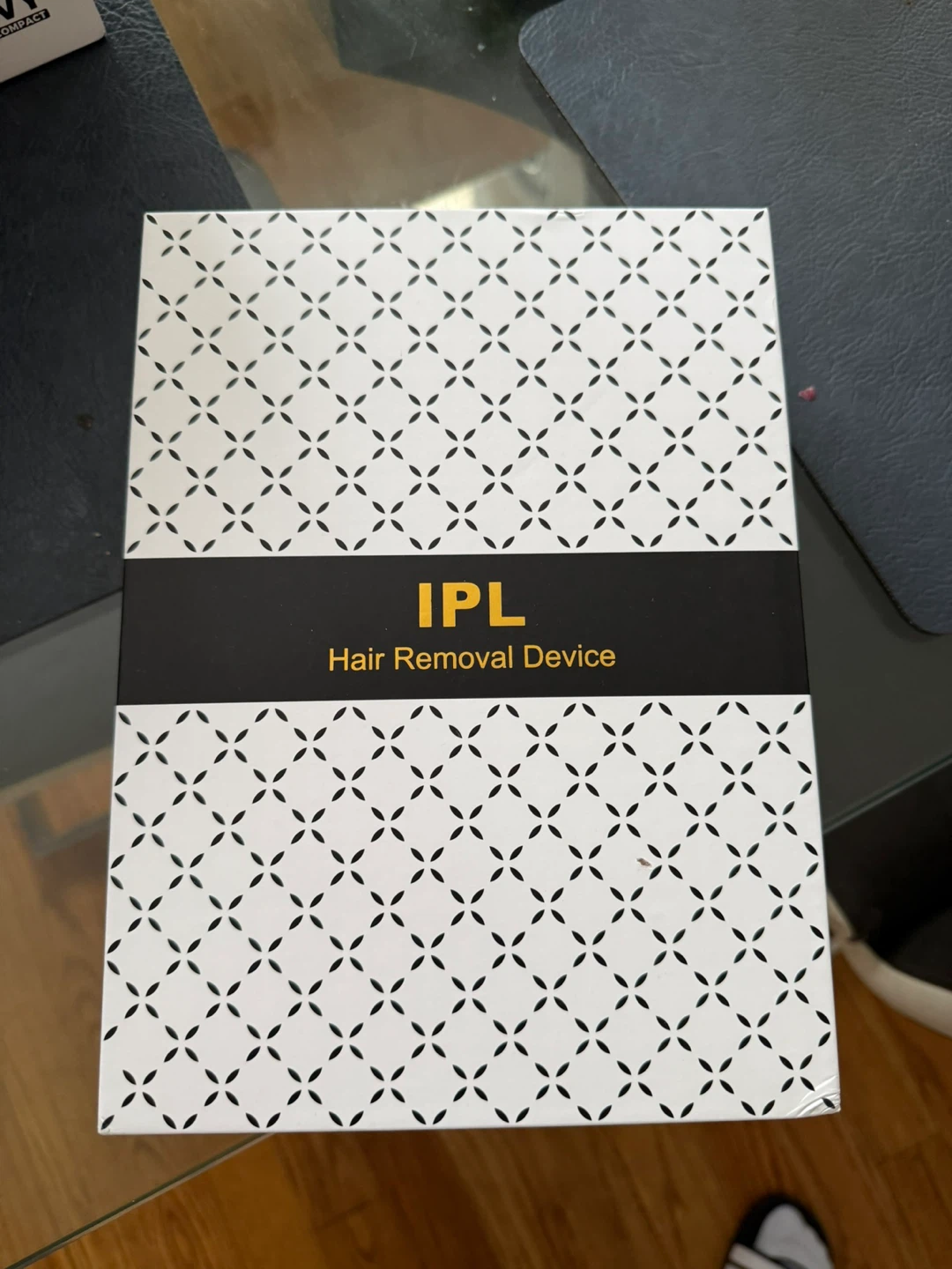 Hand-held IPL Hair Removal Device - photo 4