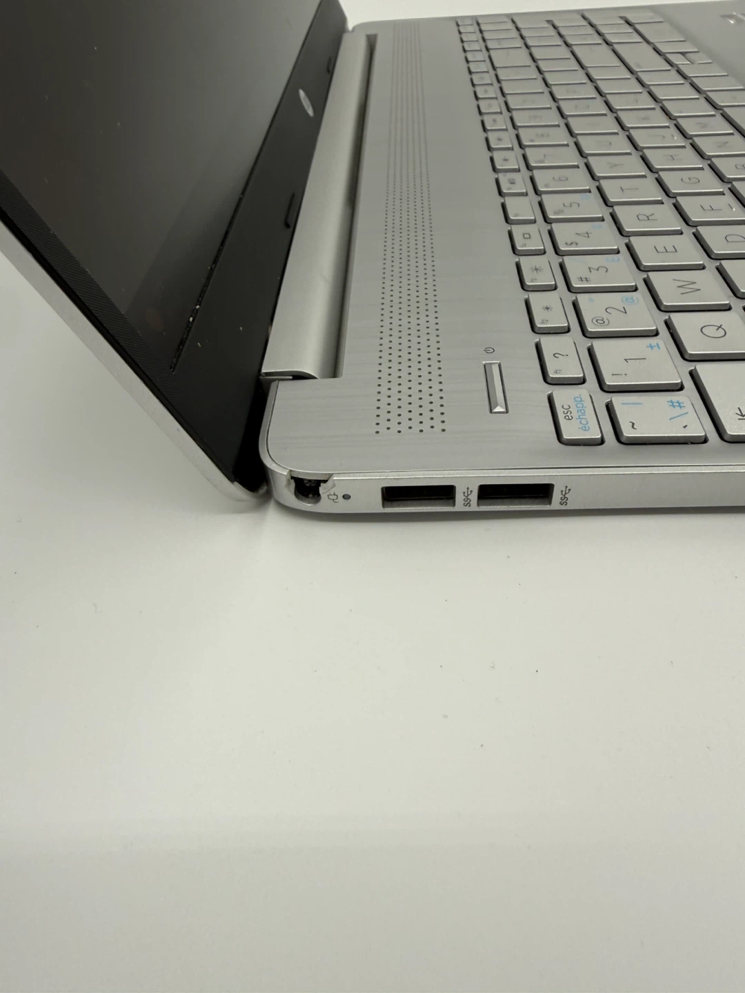 HP Laptop 15 with AMD Ryzen 3 3250U processor - photo 2
