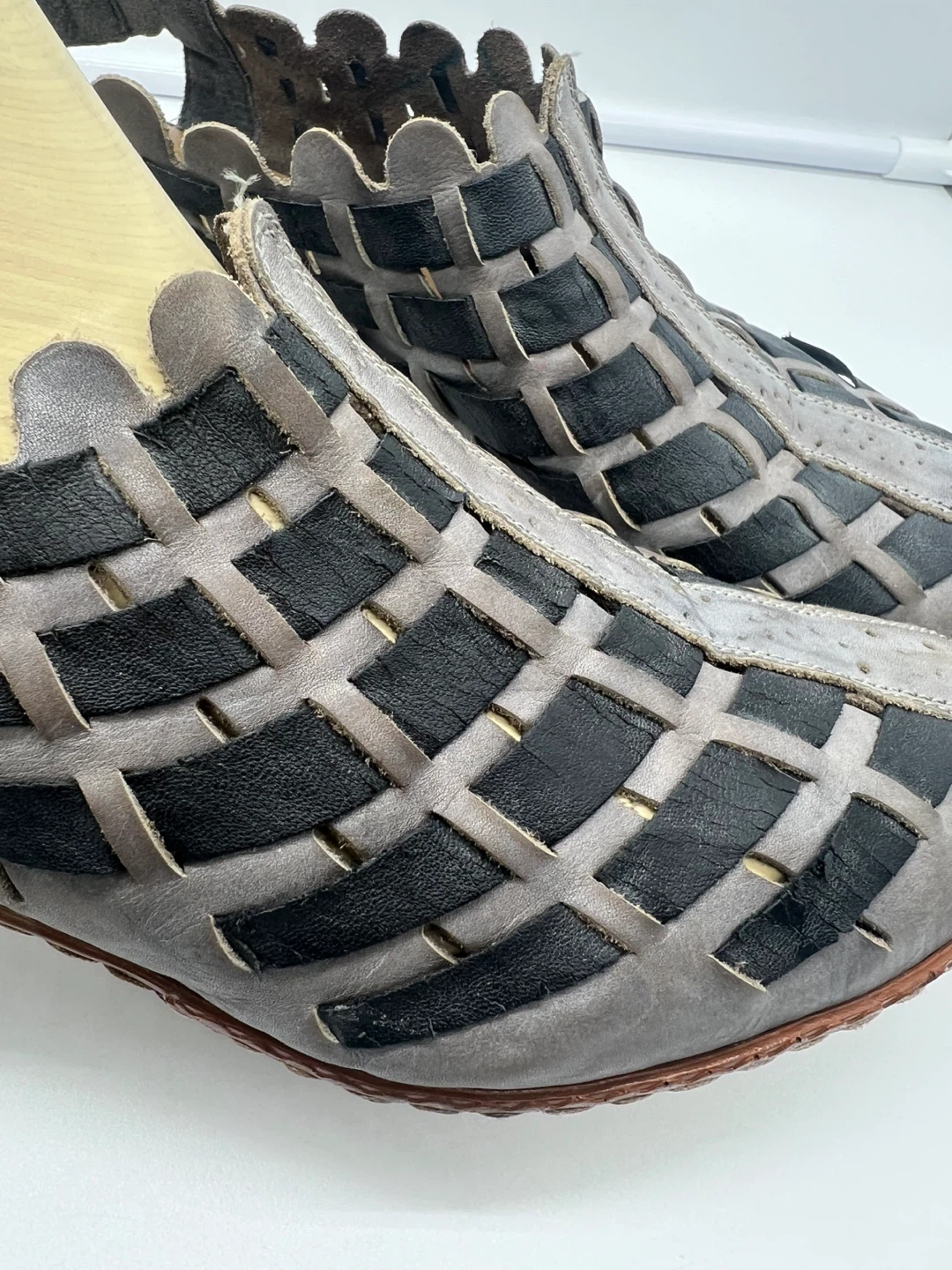 RIEKER ANTISTRESS Sina Gray Leather Woven Low Heeled Pumps 40 - photo 3