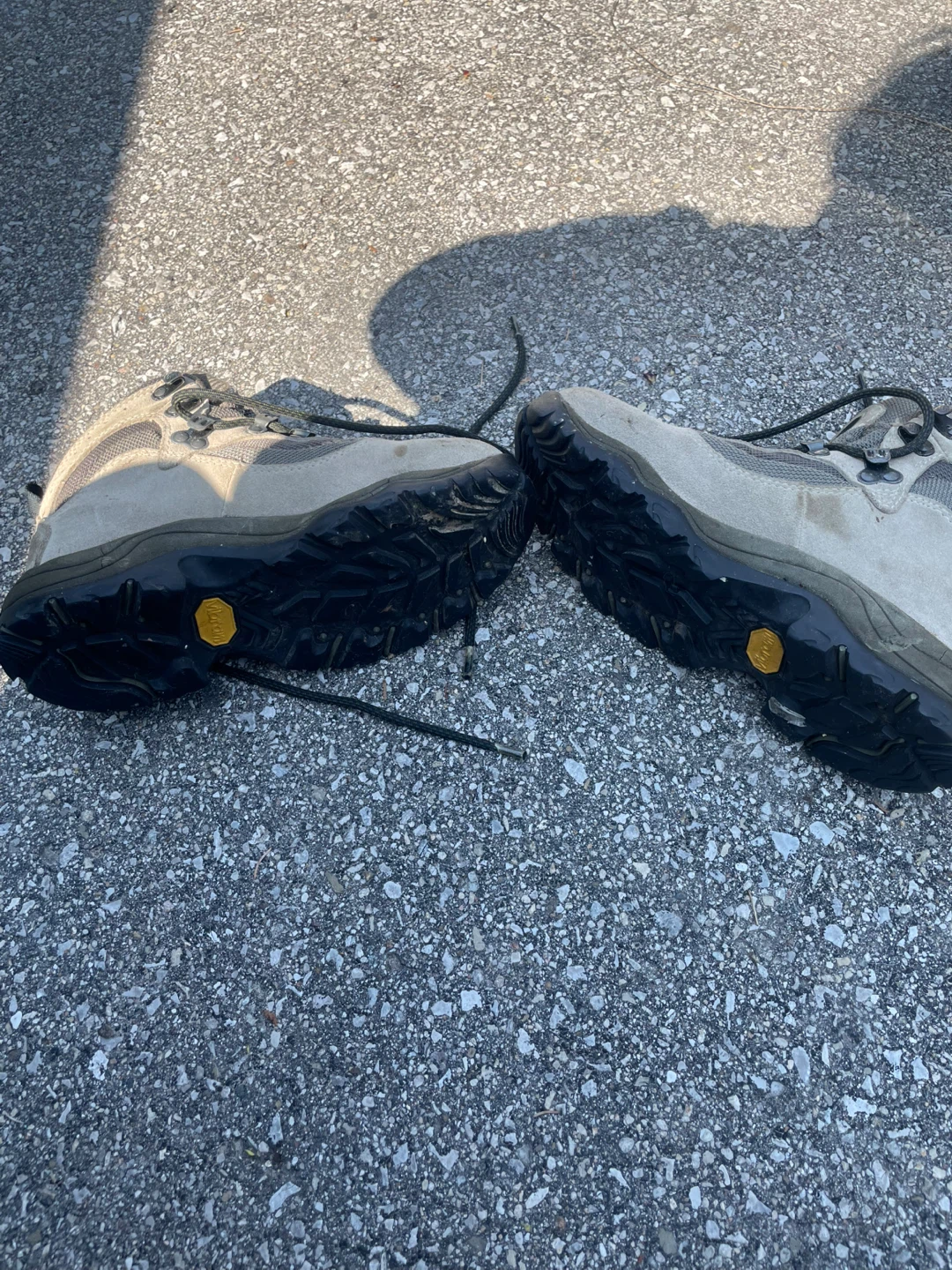 Columbia Women's Hiking Boots Size 6 - photo 4