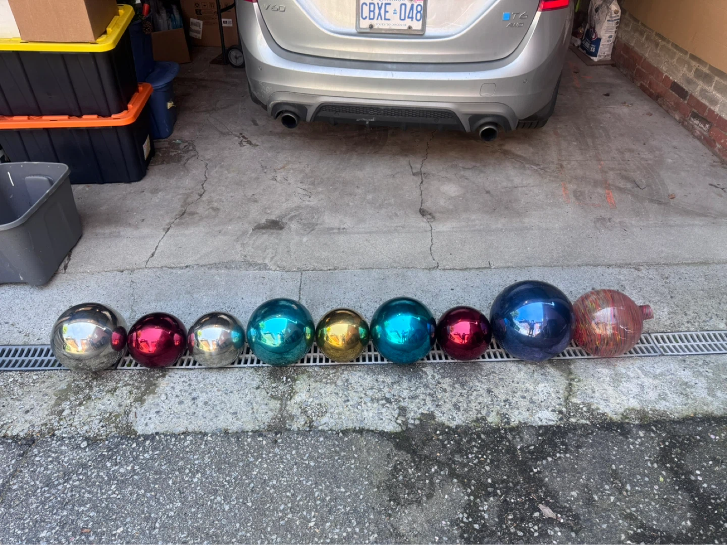 Set of 9 Decorative Gazing Balls