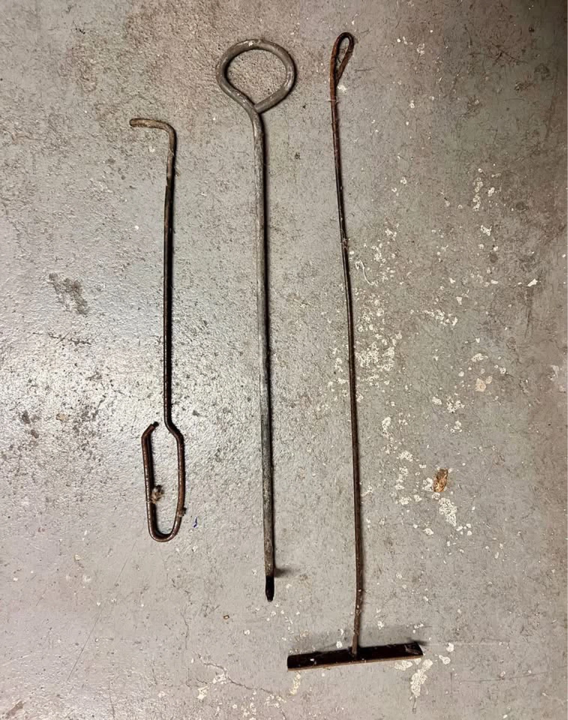 Antique Cast Iron Wood Stove with Tools - photo 3