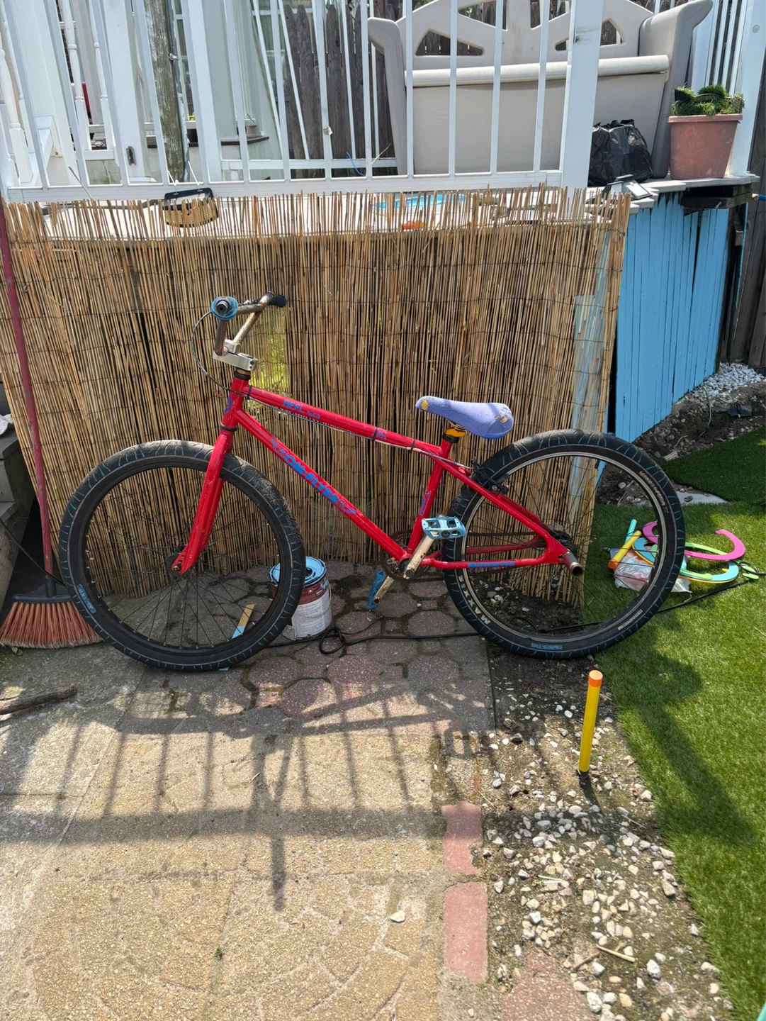 Red om flyer se Bike
