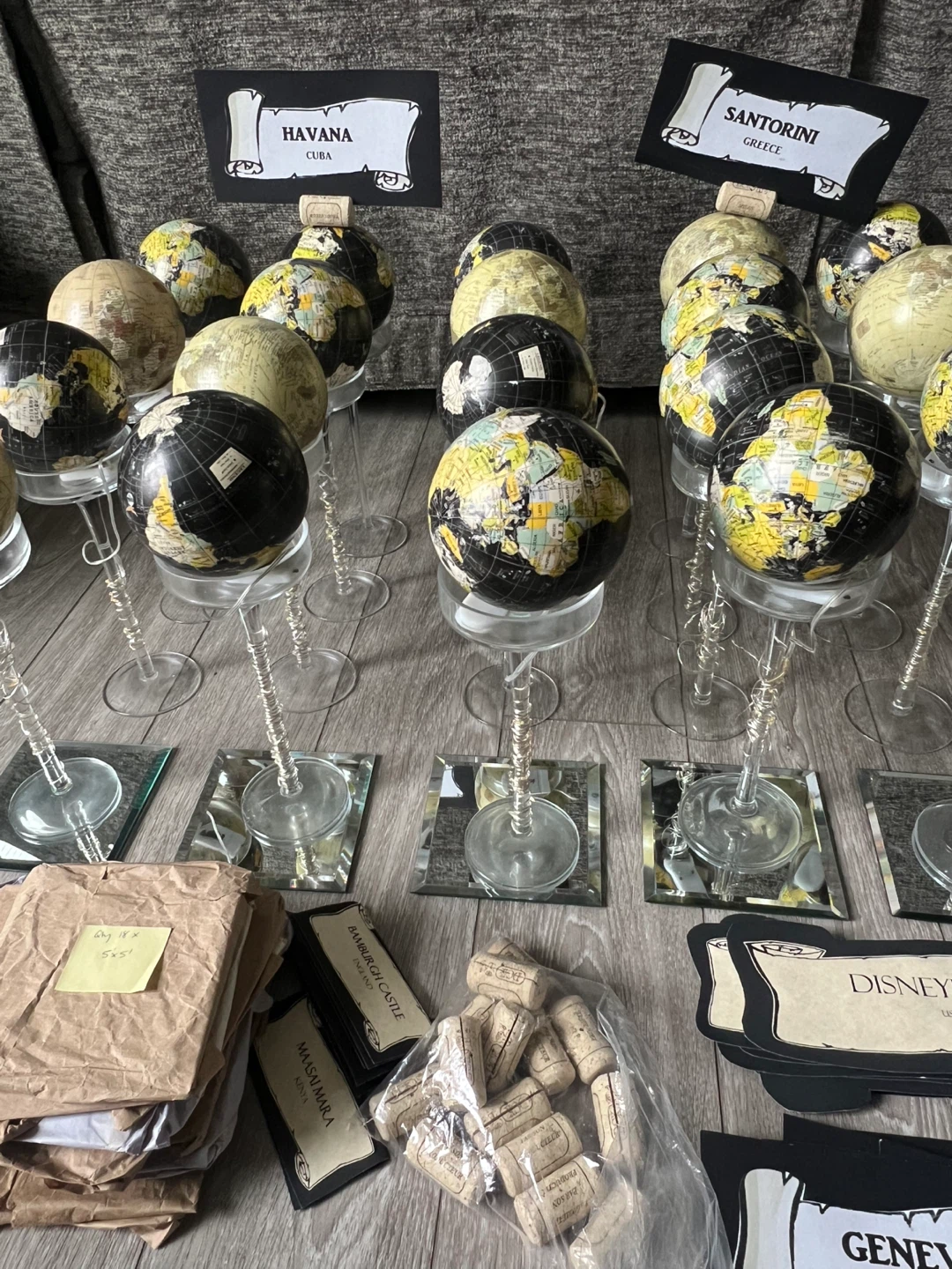 20 Wedding centrepieces World Globes with Display Stands - photo 2