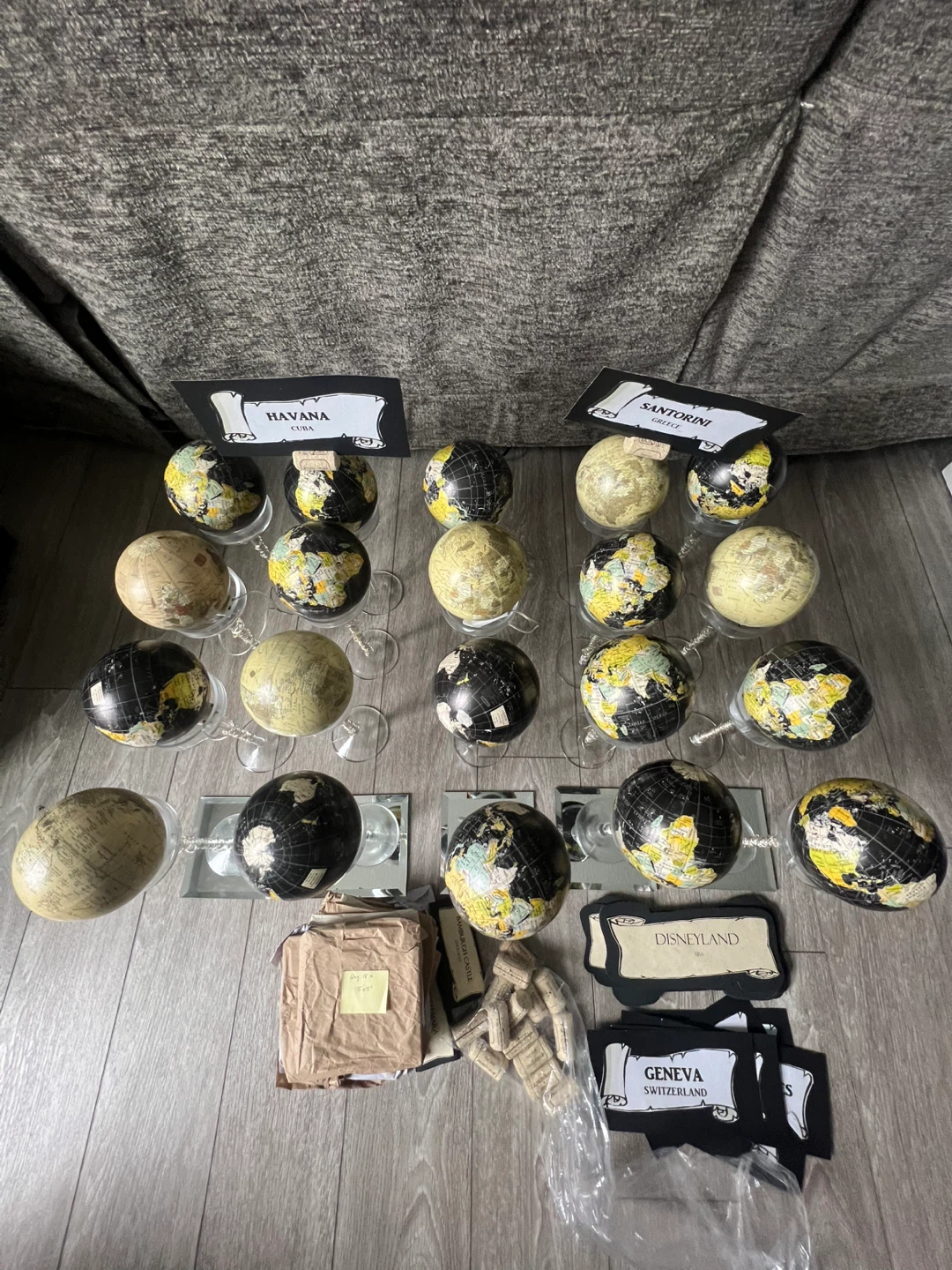 20 Wedding centrepieces World Globes with Display Stands - photo 4