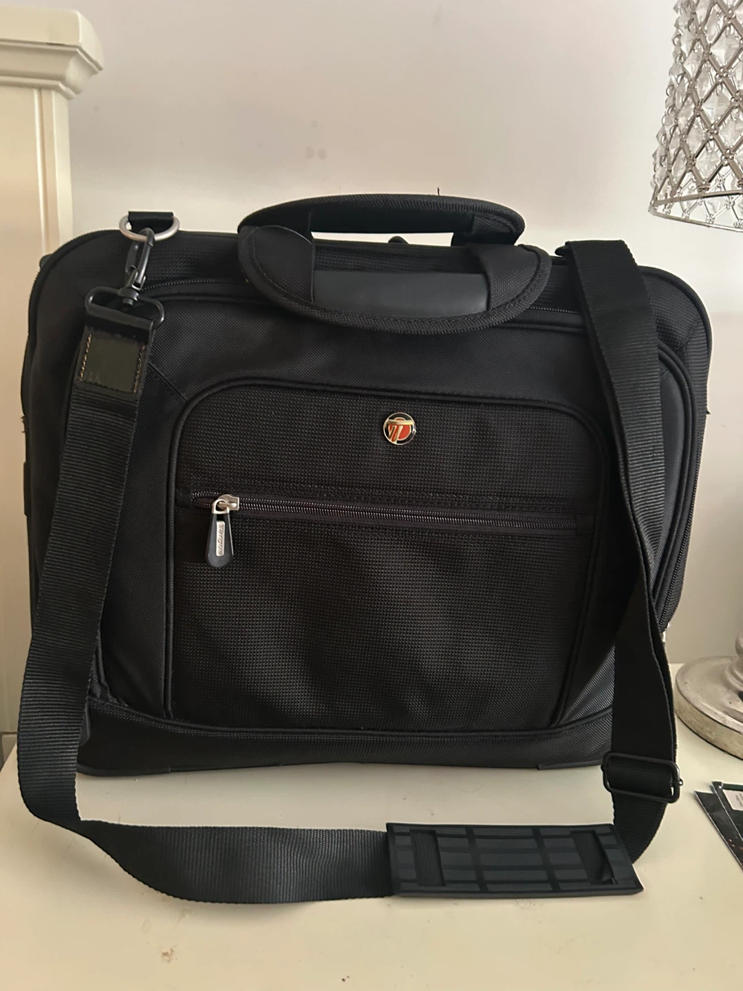 Targus Black Laptop Bag with Shoulder Strap