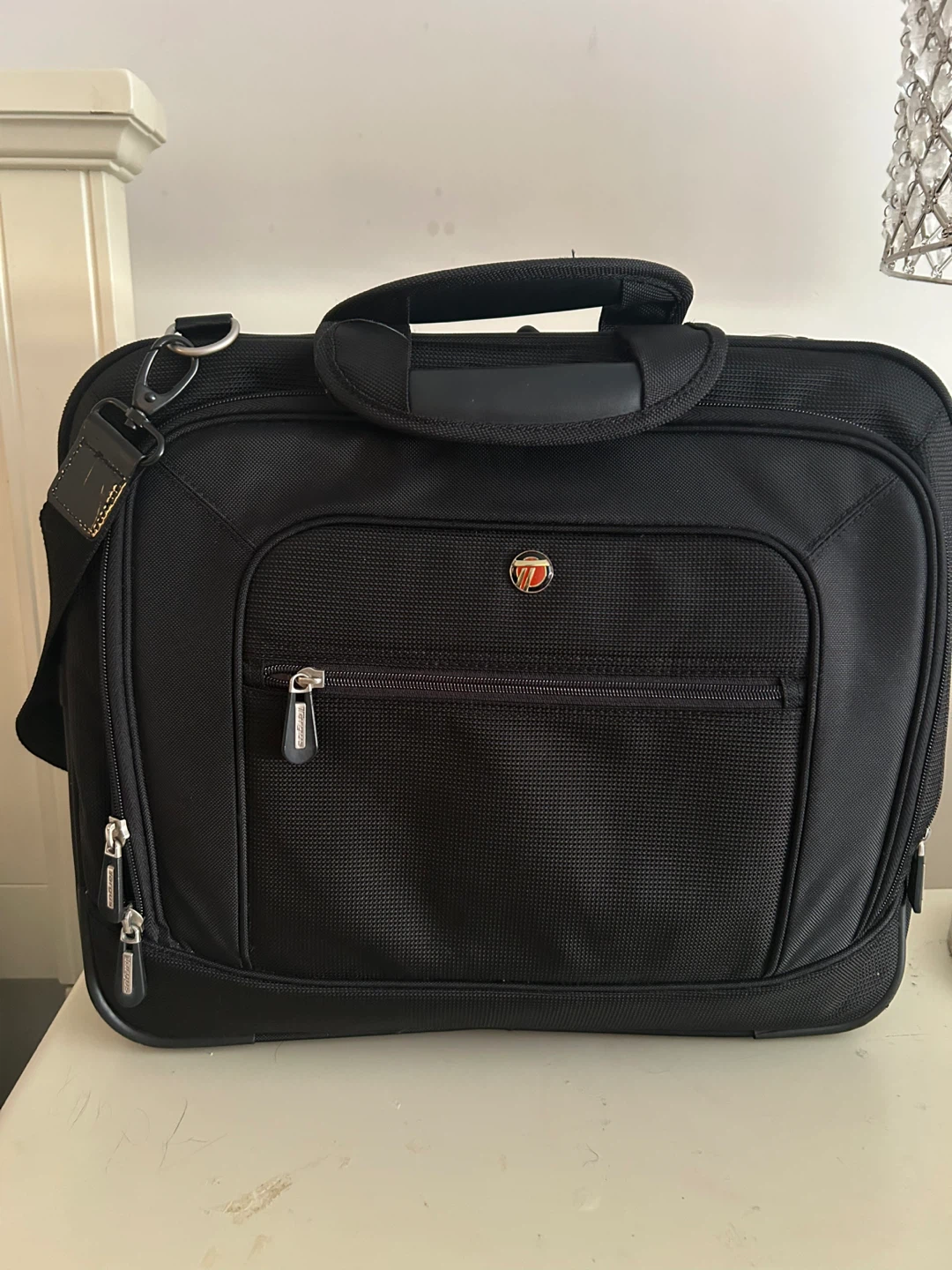 Targus Black Laptop Bag with Shoulder Strap - photo 2