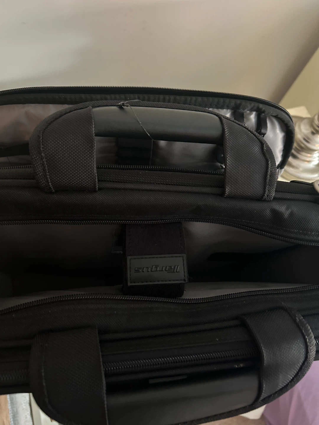 Targus Black Laptop Bag with Shoulder Strap - photo 3