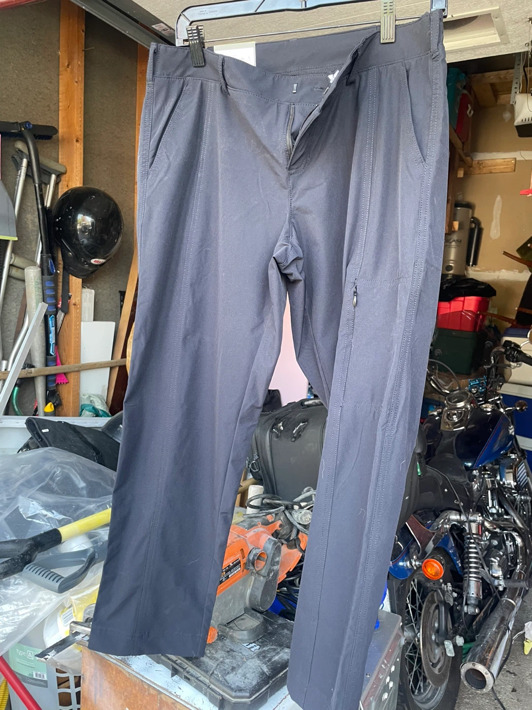 Kirkland Signature Women's Travel Pants - Size 6