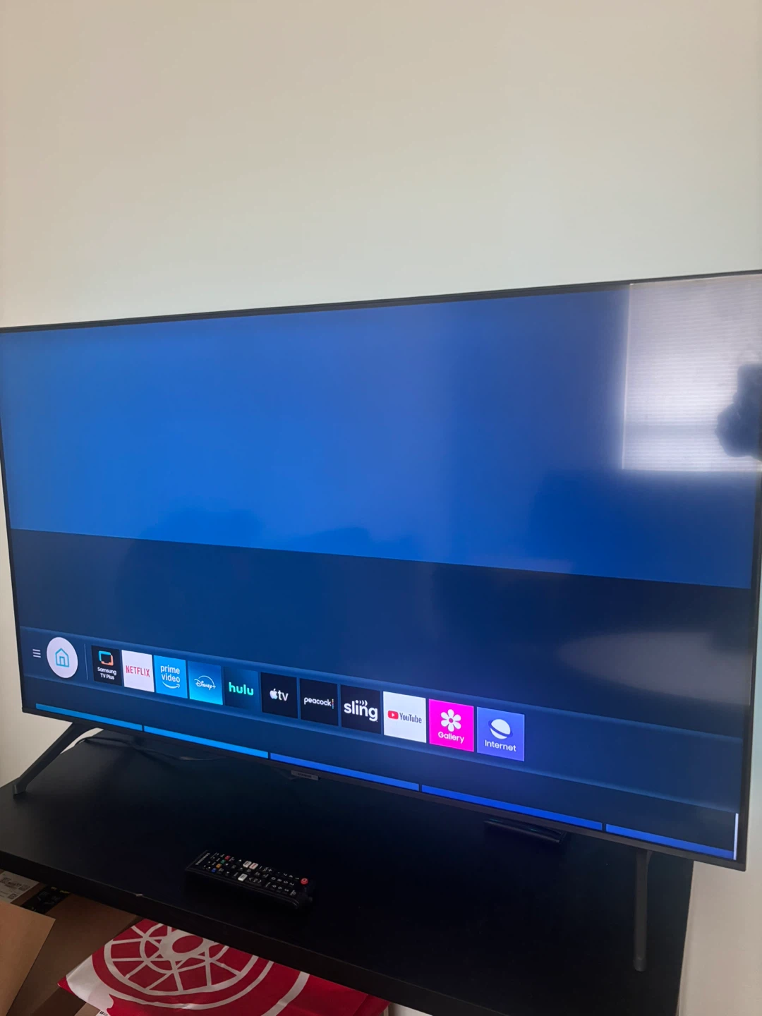Samsung Smart TV with LED Accent Lighting - photo 3