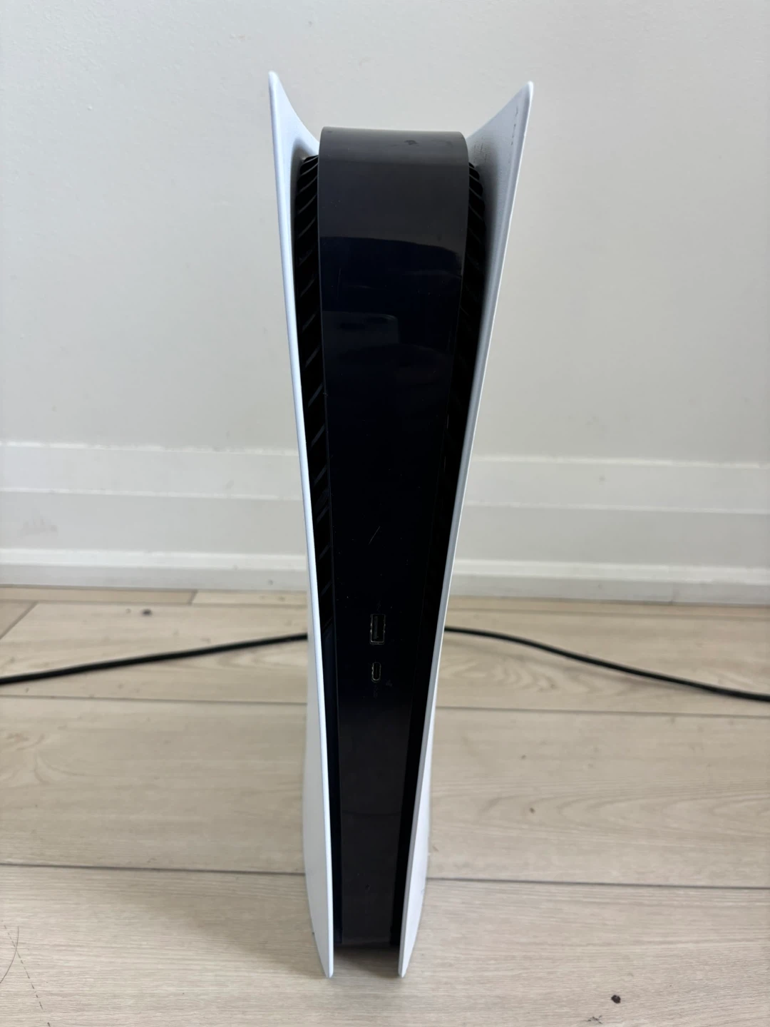 Sony PlayStation 5 Console - photo 3