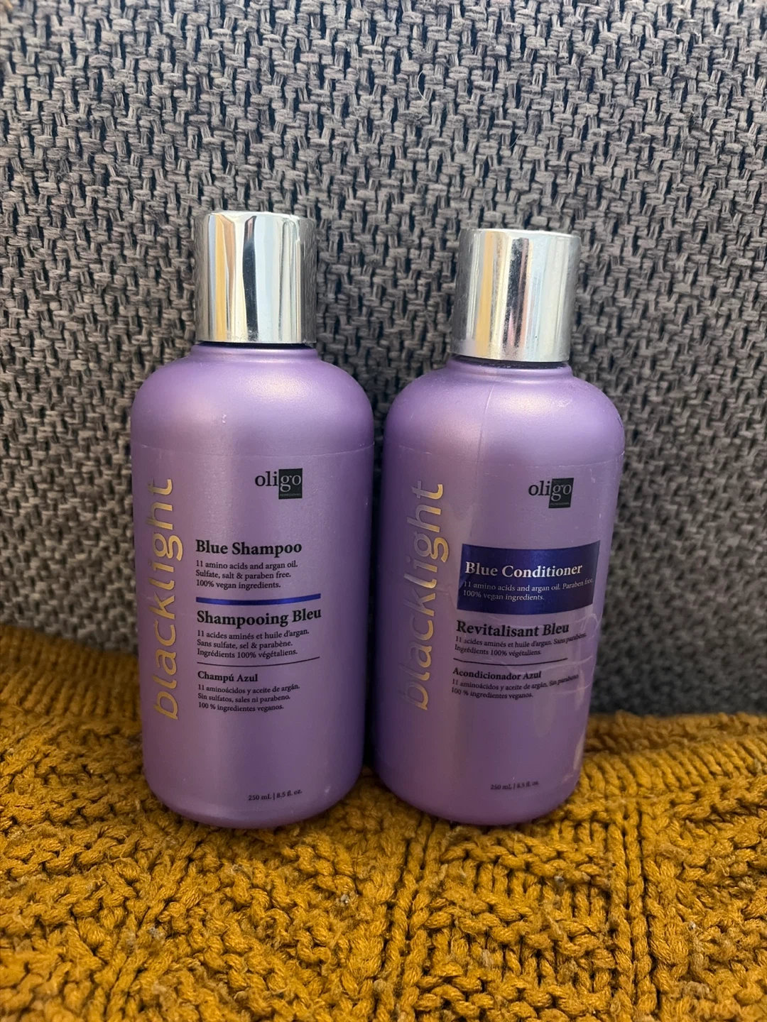 Oligo Blacklight Blue Shampoo and Conditioner Set