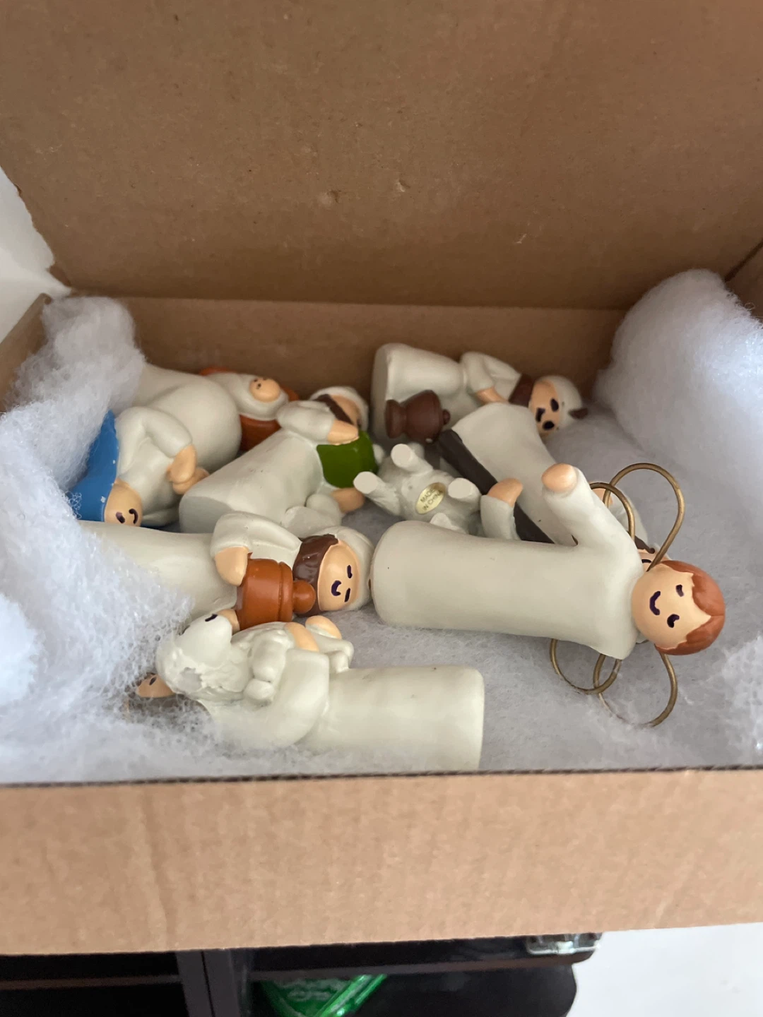 Nativity Set - Joy to the World Figures - photo 2