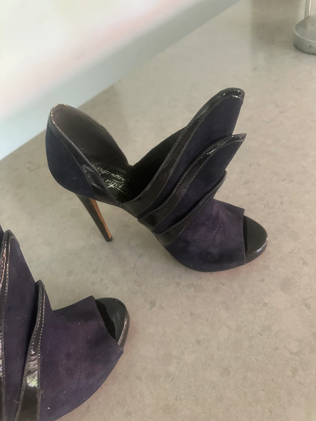 Alexander Angelo Suede & Patent Heels - photo 2