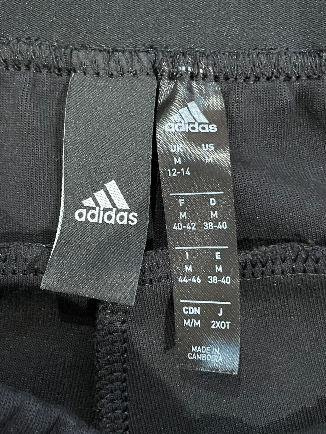 ADIDAS SPORTSWEAR Z.N.E. WRAPPED 3-STRIPES 7/8 PANTS - photo 3