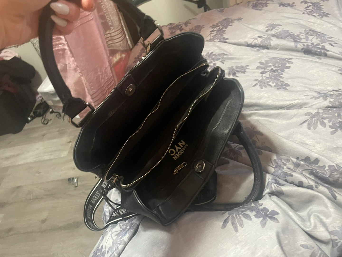 Steve Madden NYC Black Handbag - photo 2