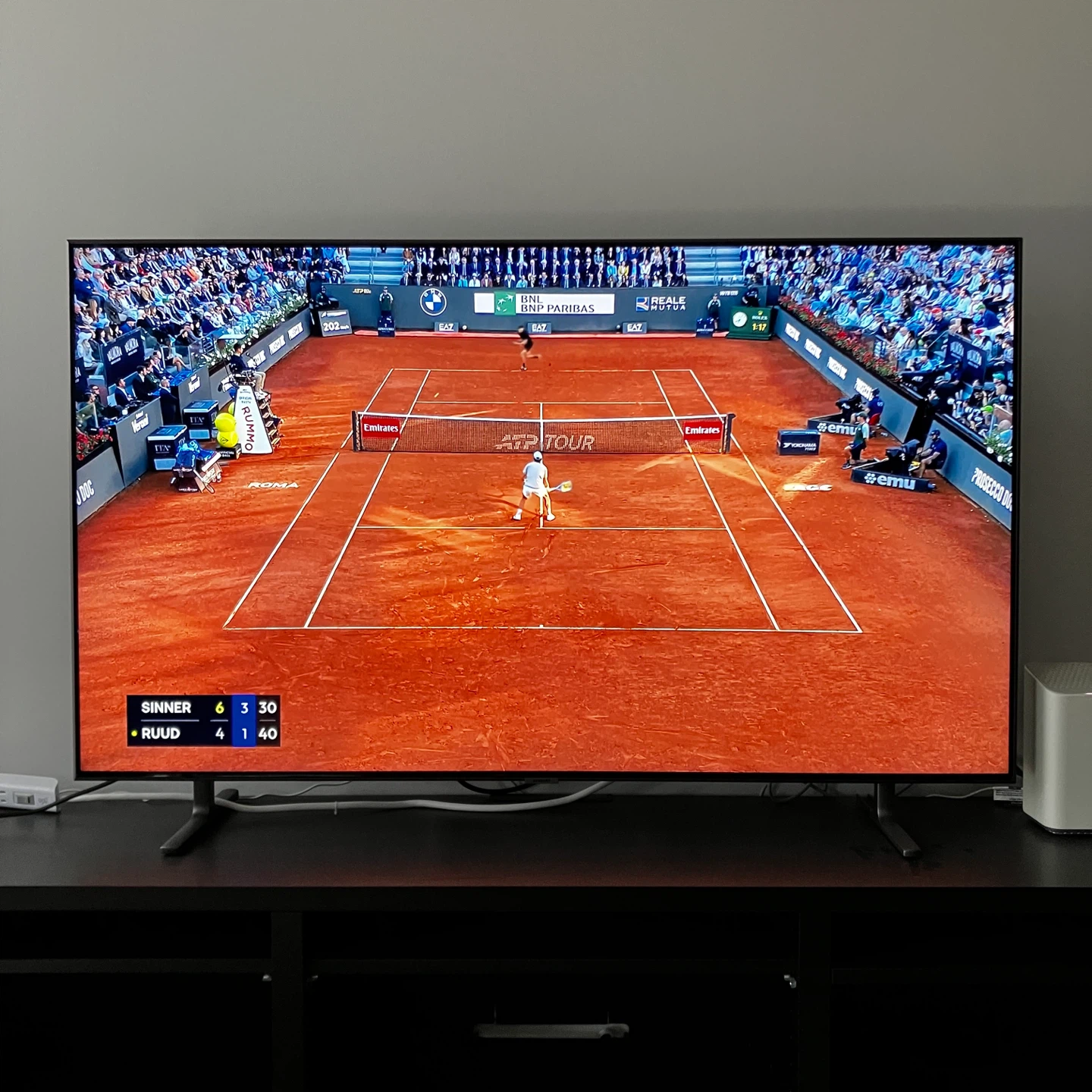 Anti-glare SAMSUNG 55" Q80R QLED 4K Smart TV